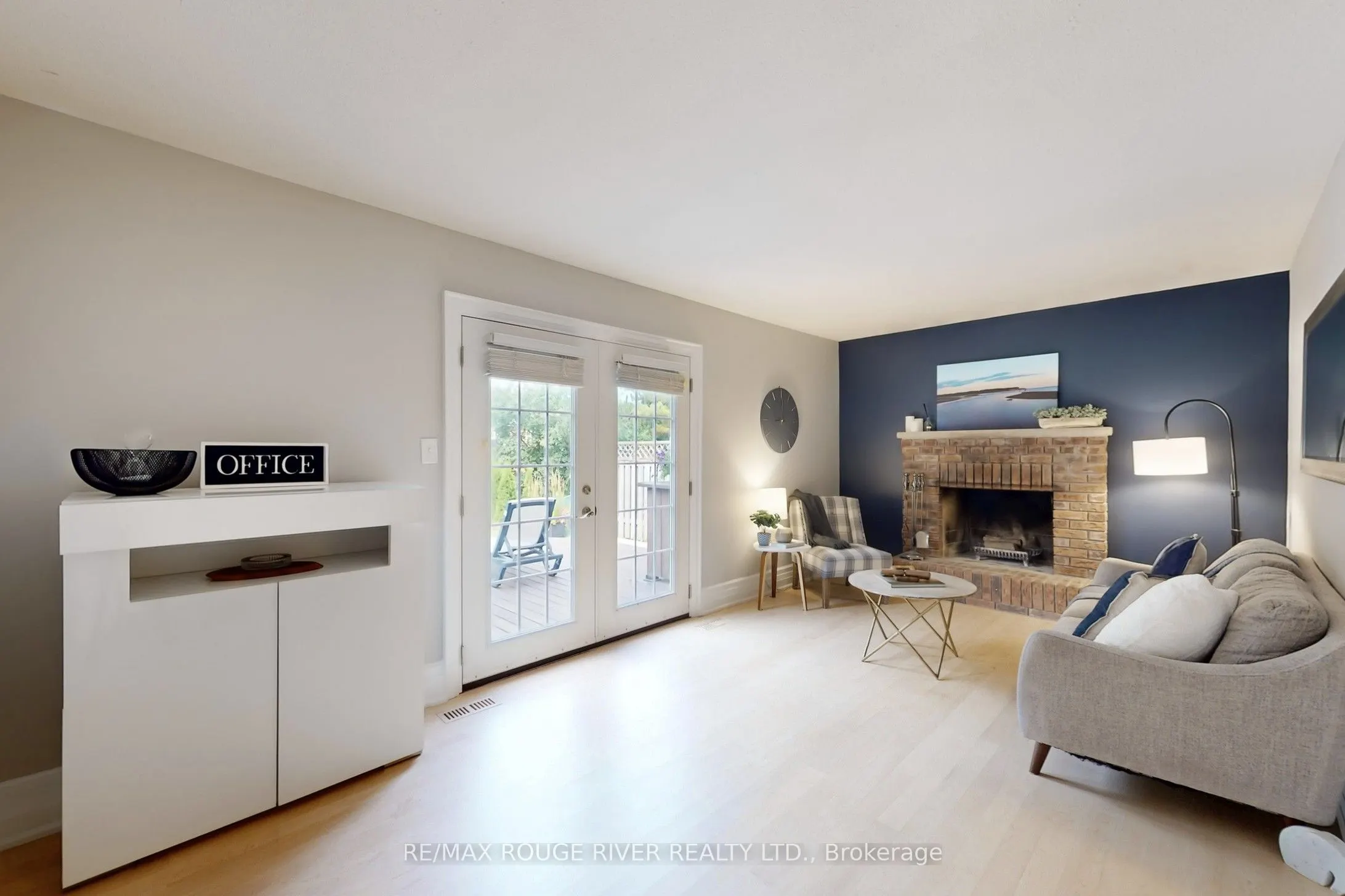 1773 Bronte Square