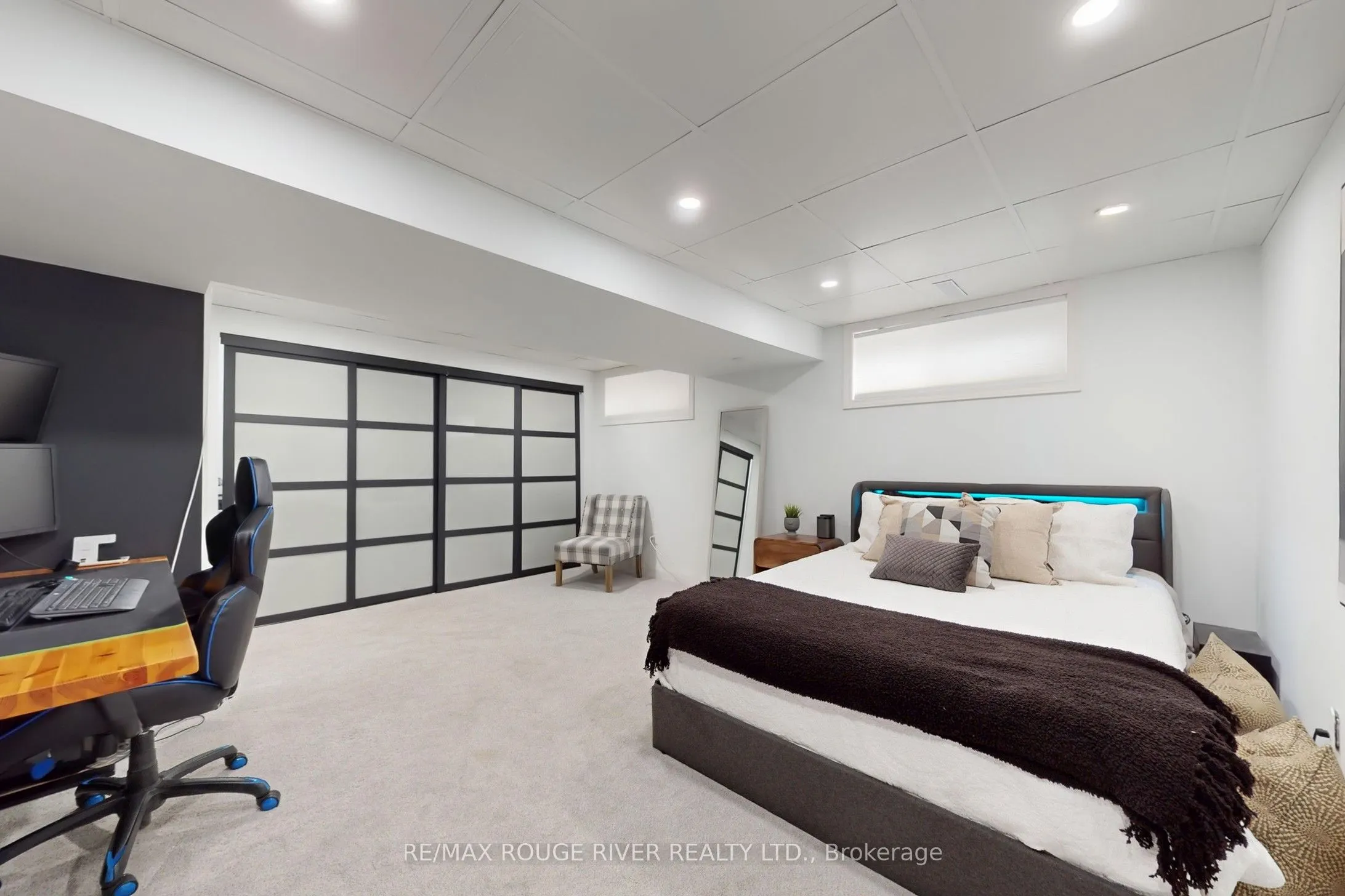 1773 Bronte Square