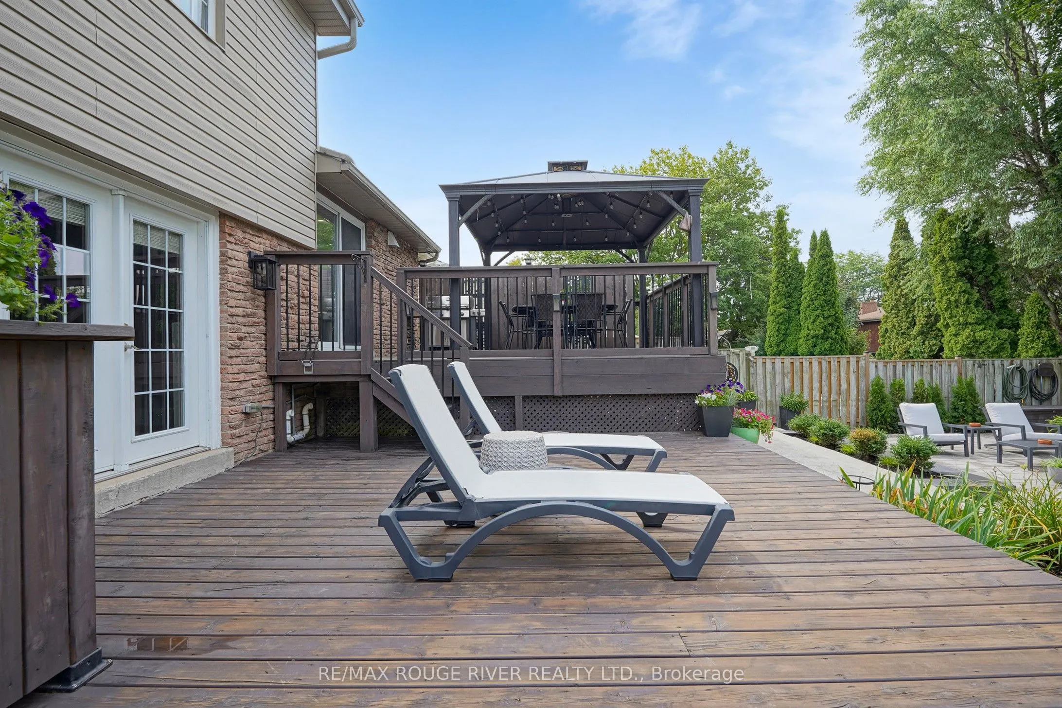 1773 Bronte Square