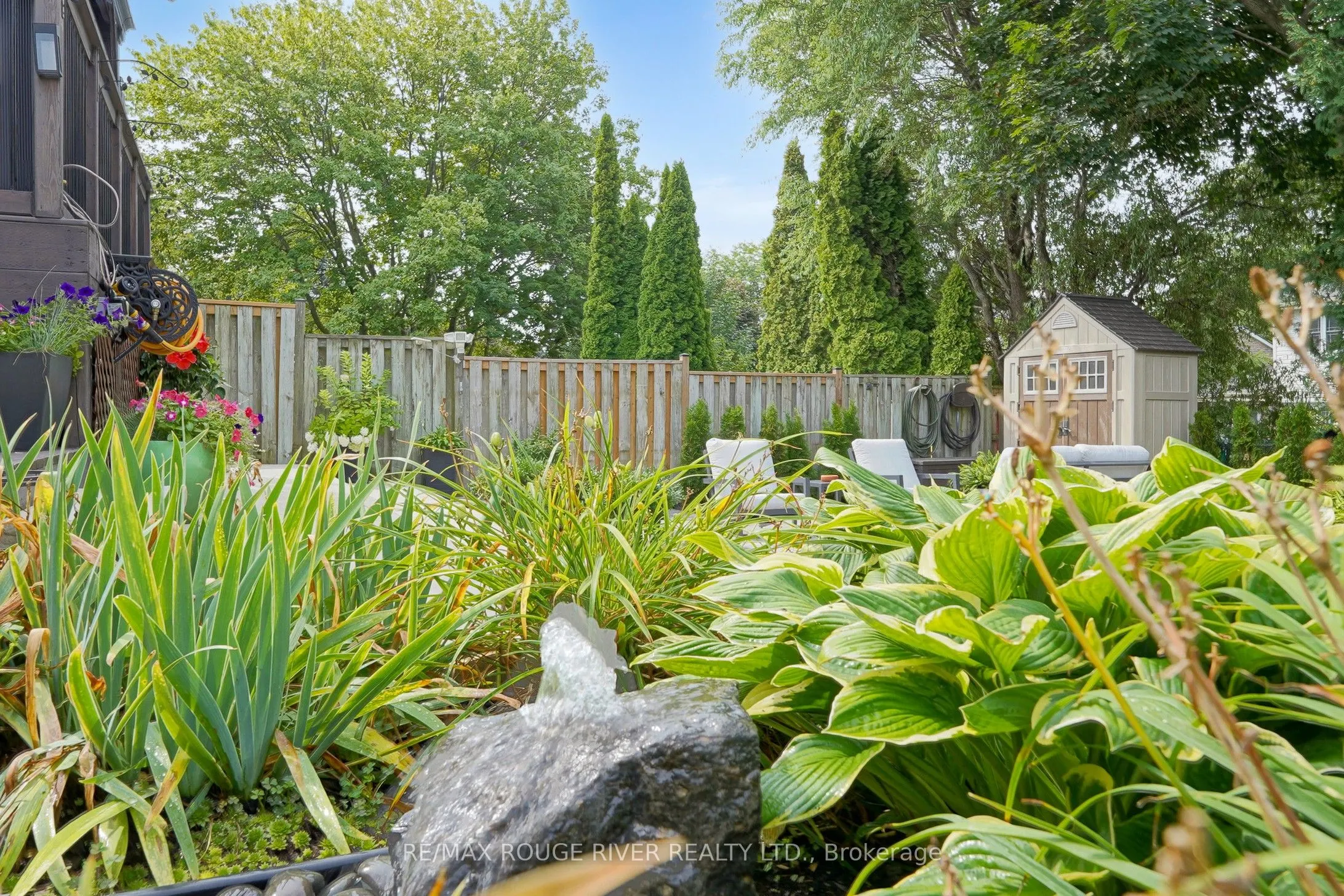 1773 Bronte Square