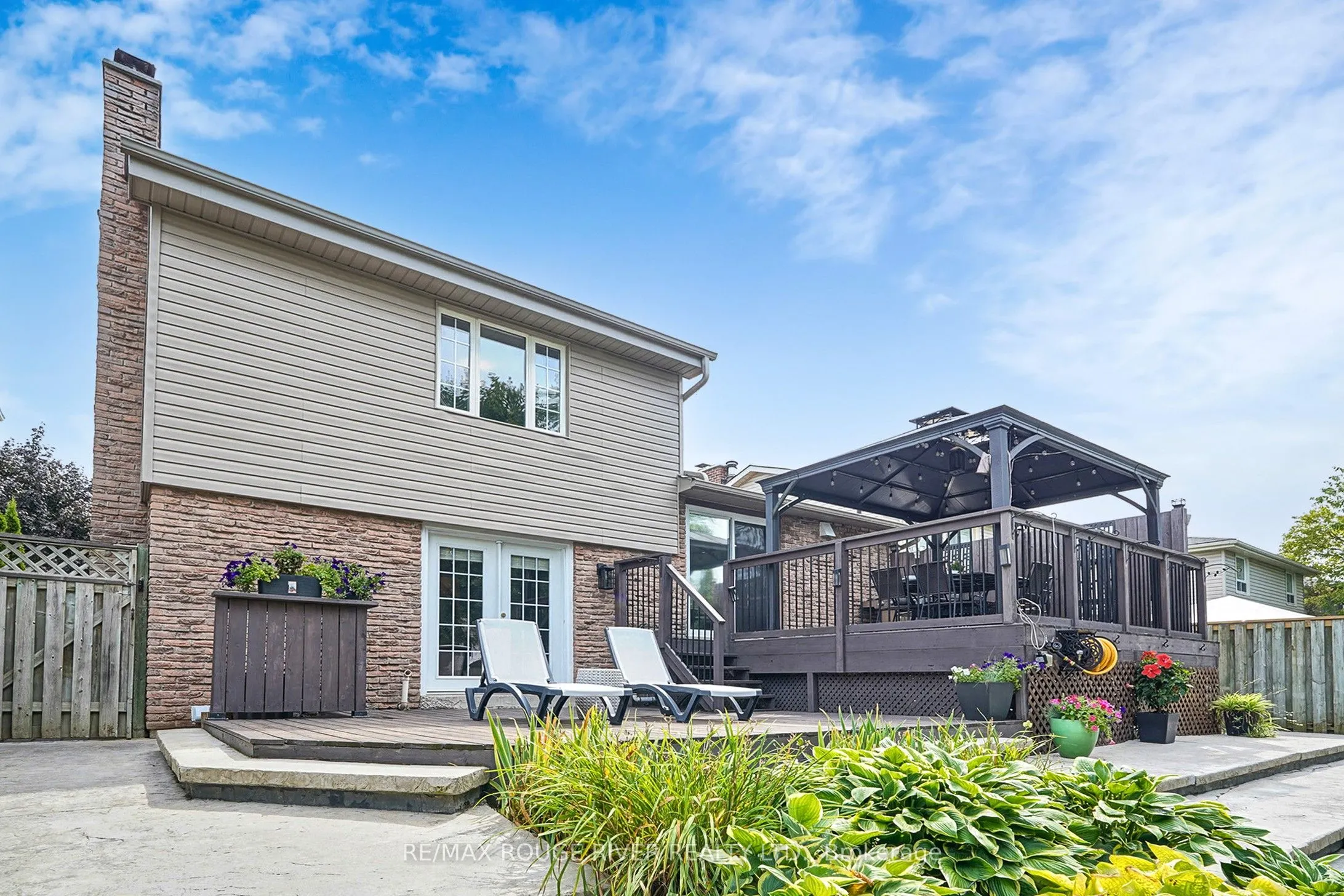 1773 Bronte Square