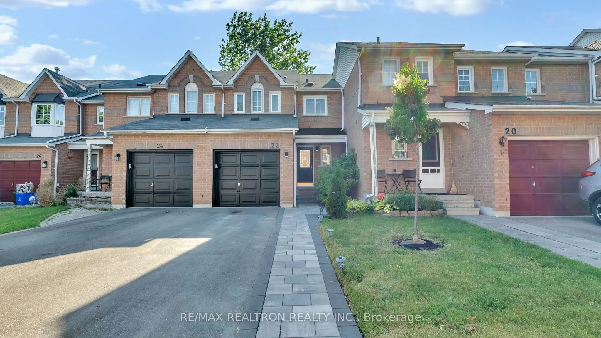 22 Macintyre Lane, #11