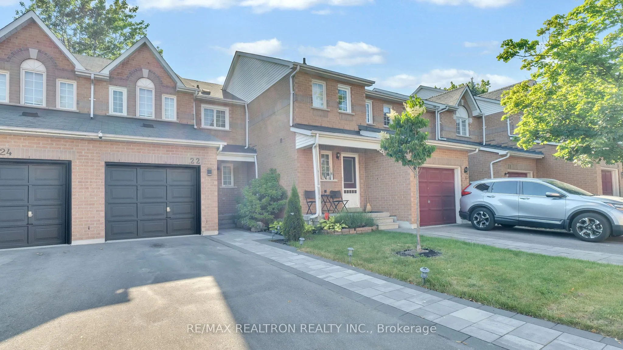 22 Macintyre Lane, #11