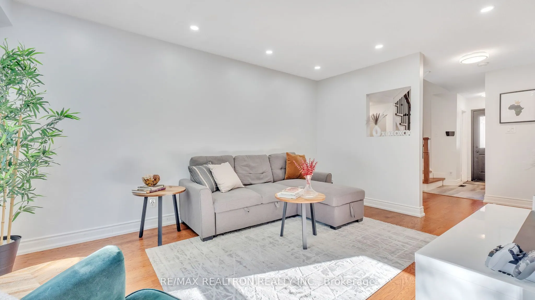 22 Macintyre Lane, #11