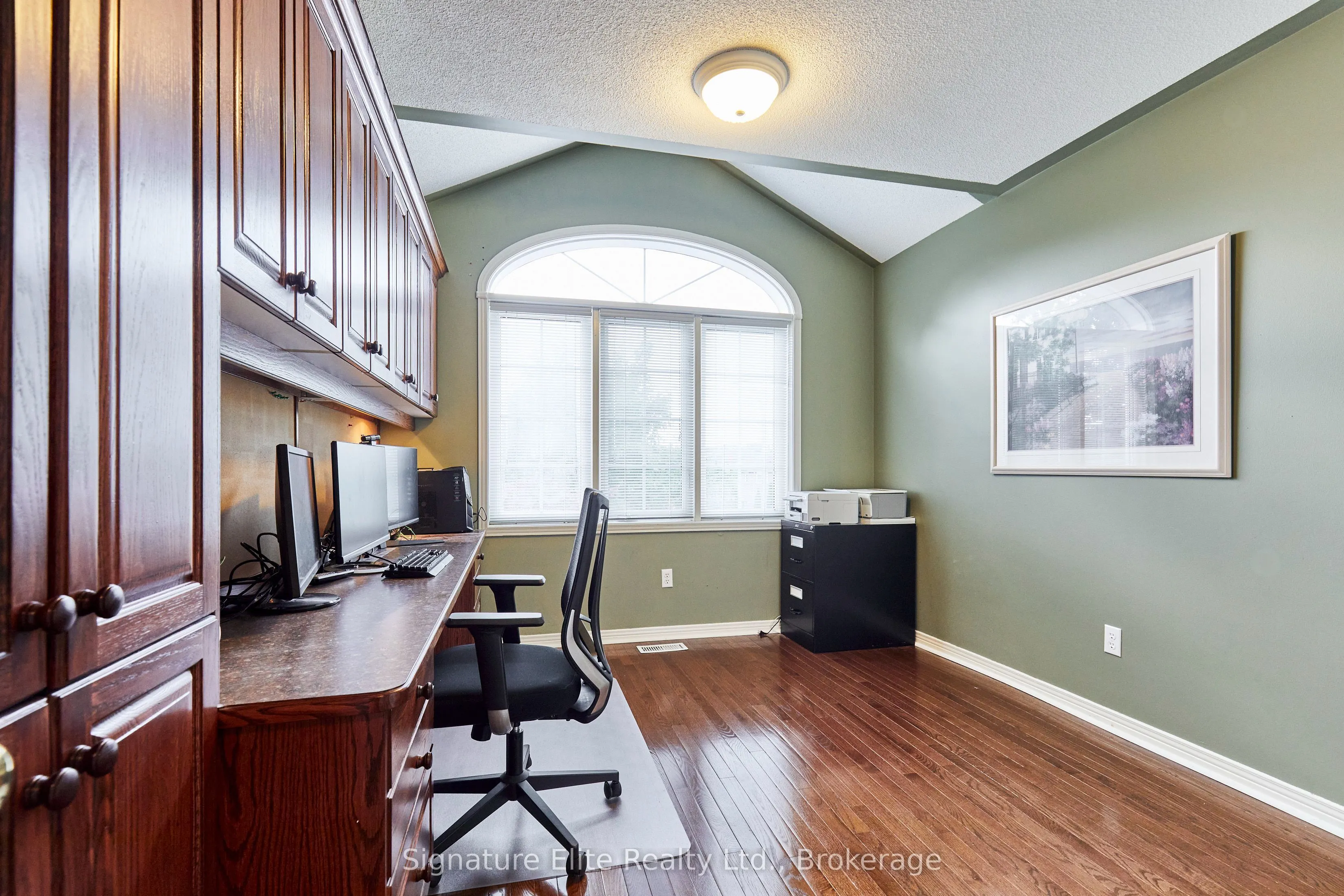 51 Roan Drive