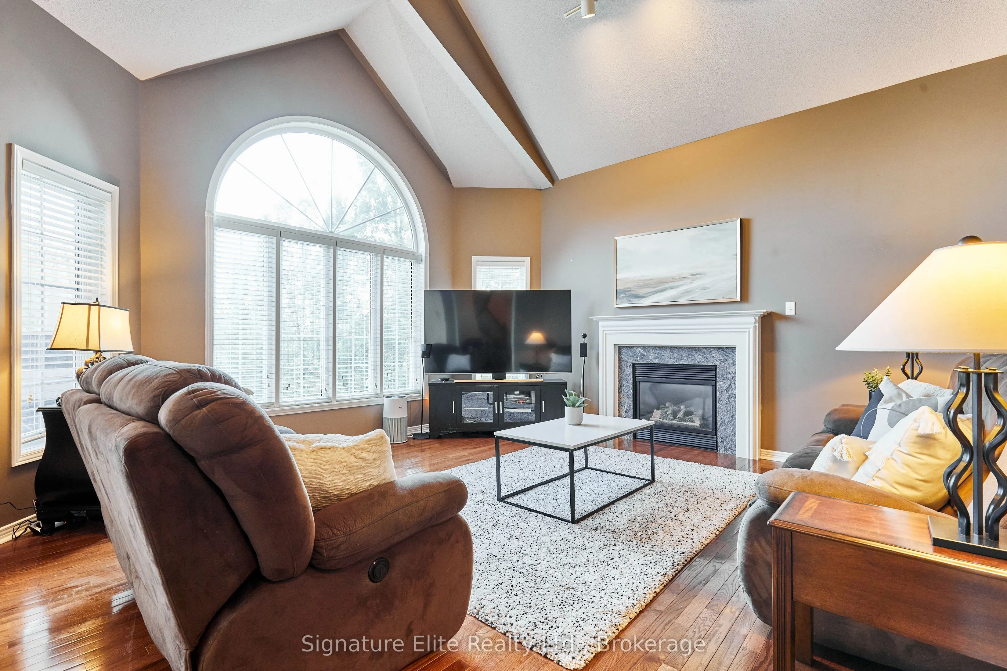 51 Roan Drive