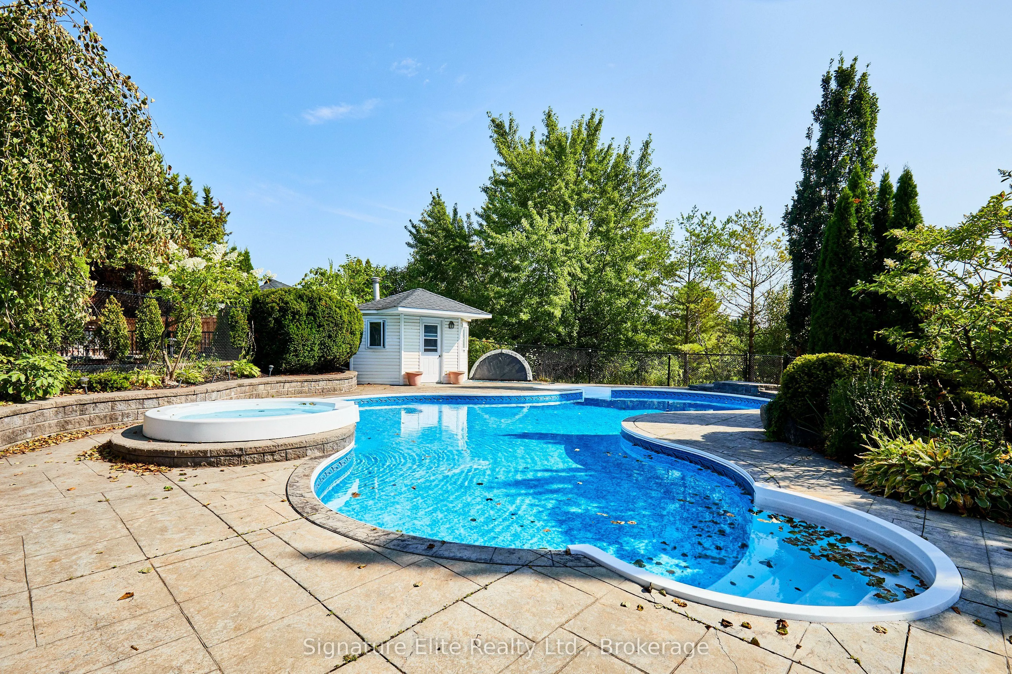 51 Roan Drive