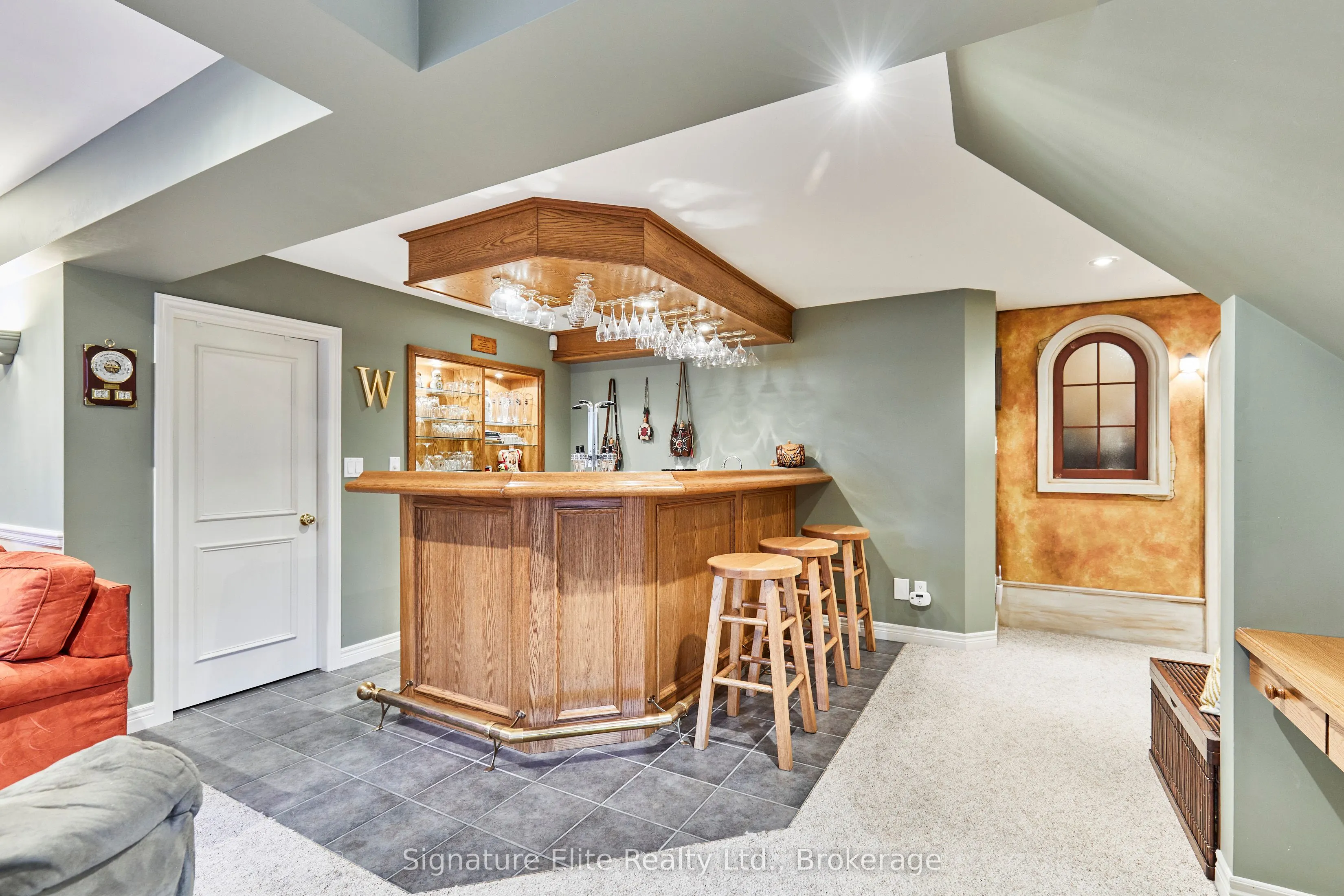 51 Roan Drive