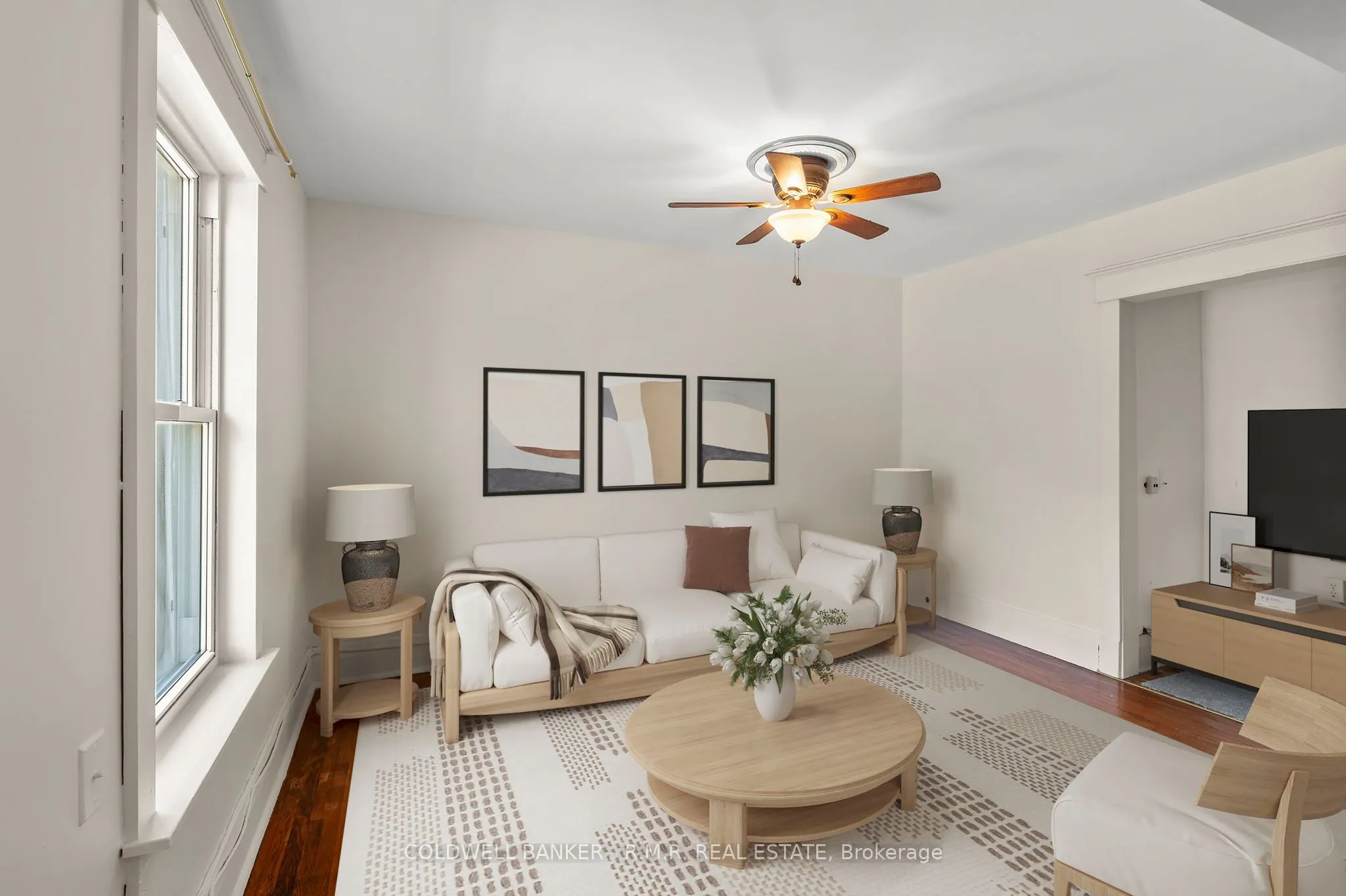 135 Brock Street E