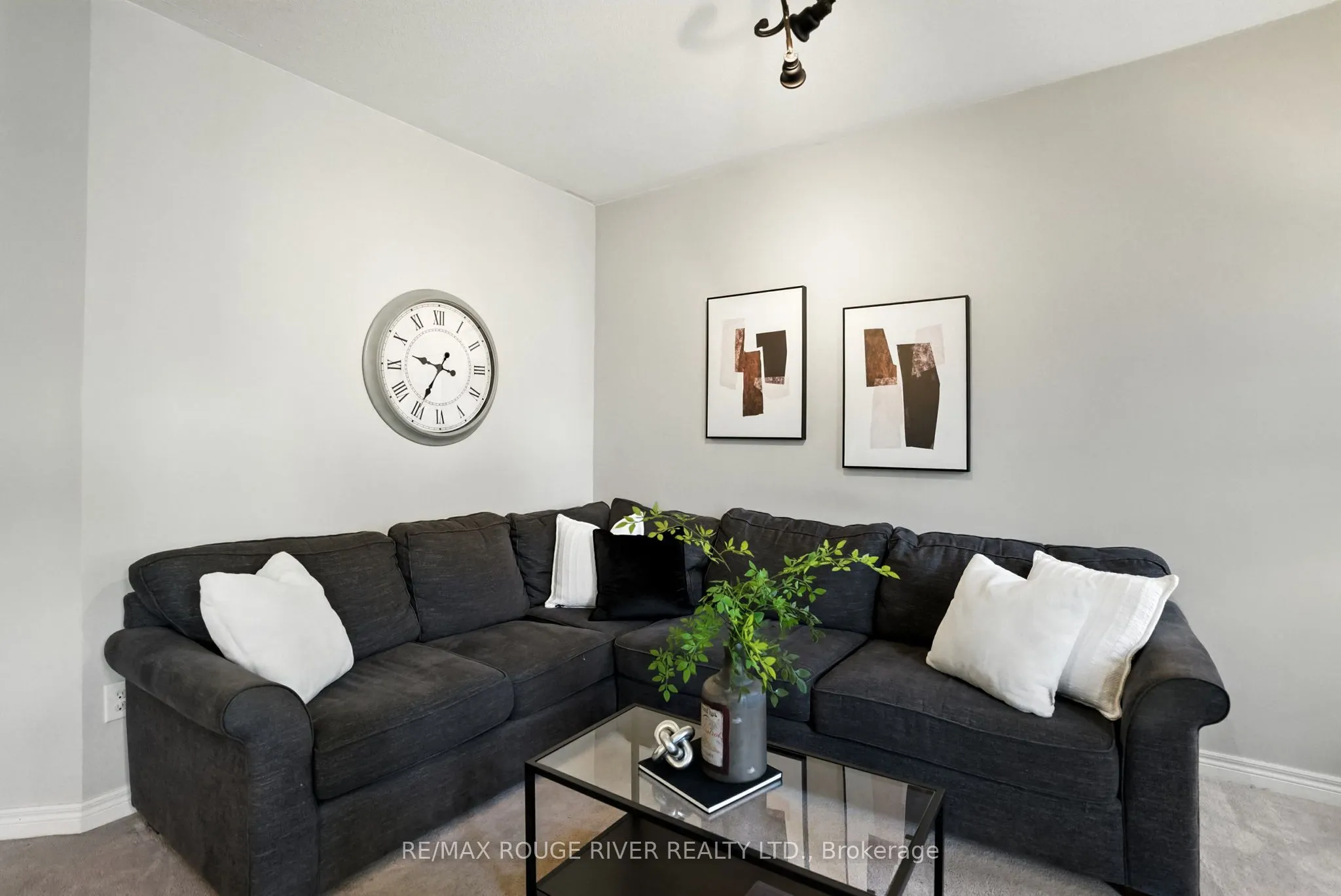 47 James Govan Drive