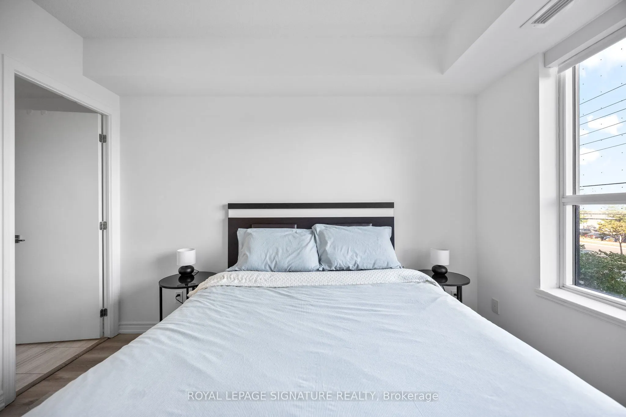 1 Falaise Road, #214