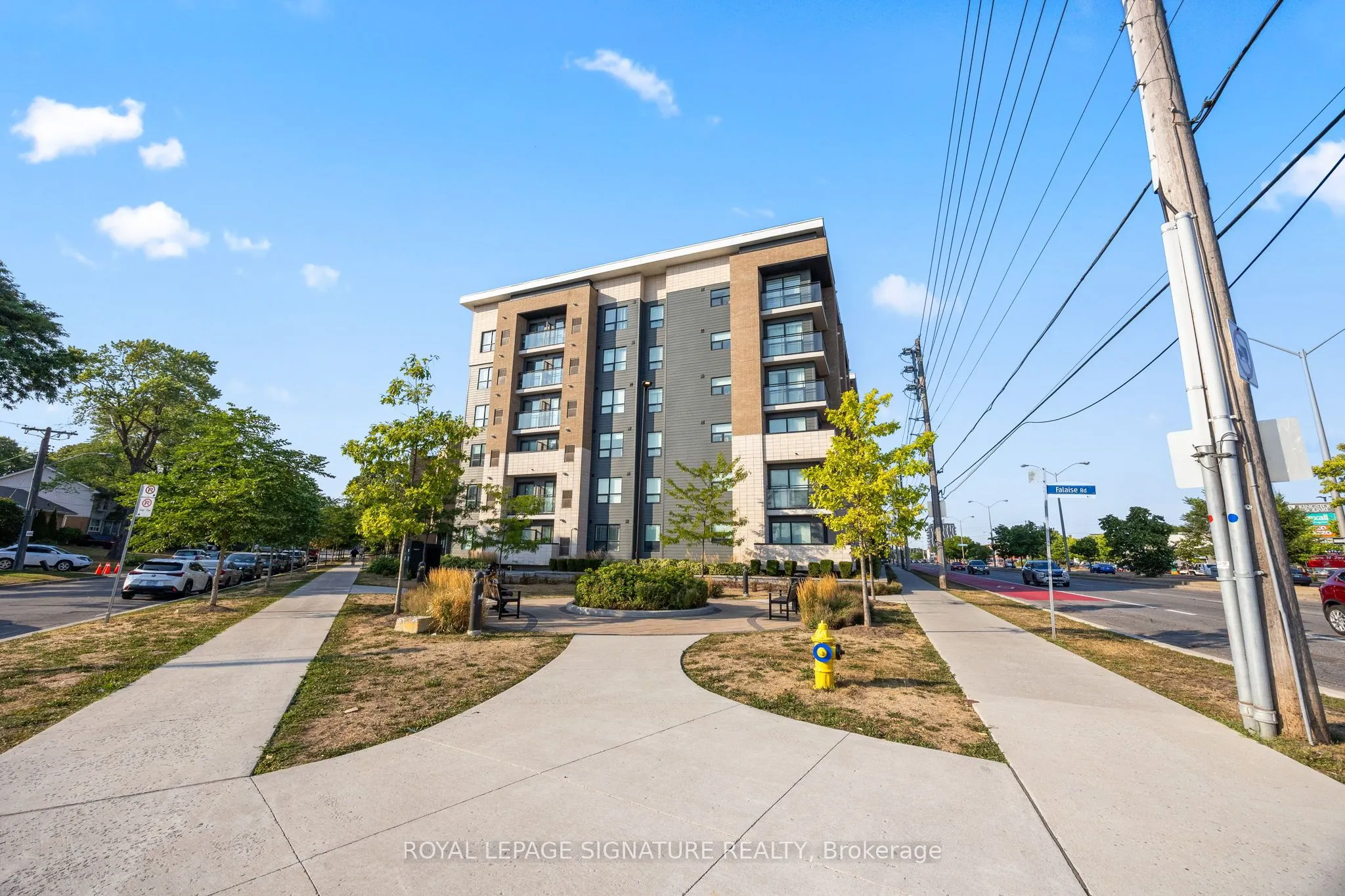 1 Falaise Road, #214