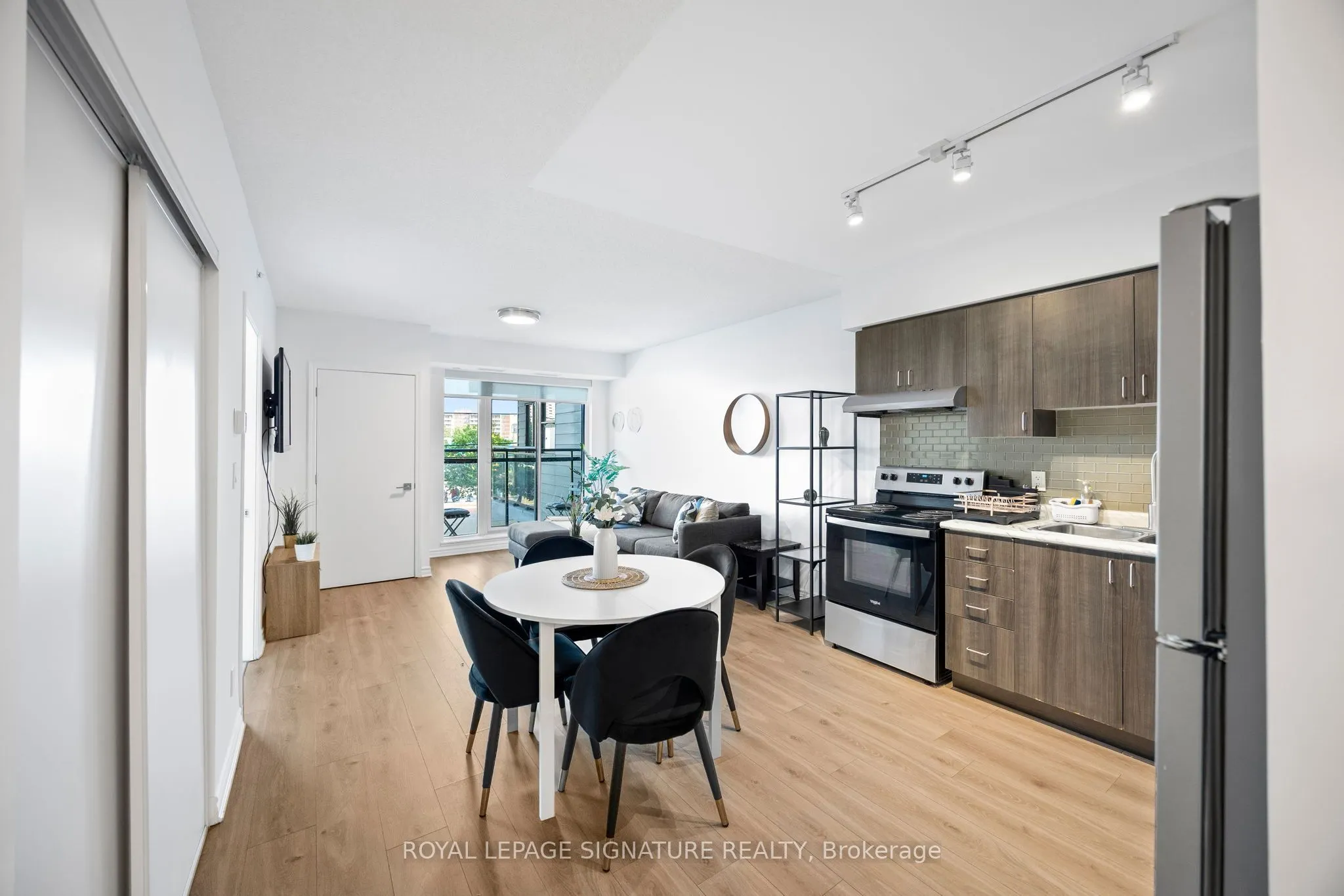 1 Falaise Road, #214