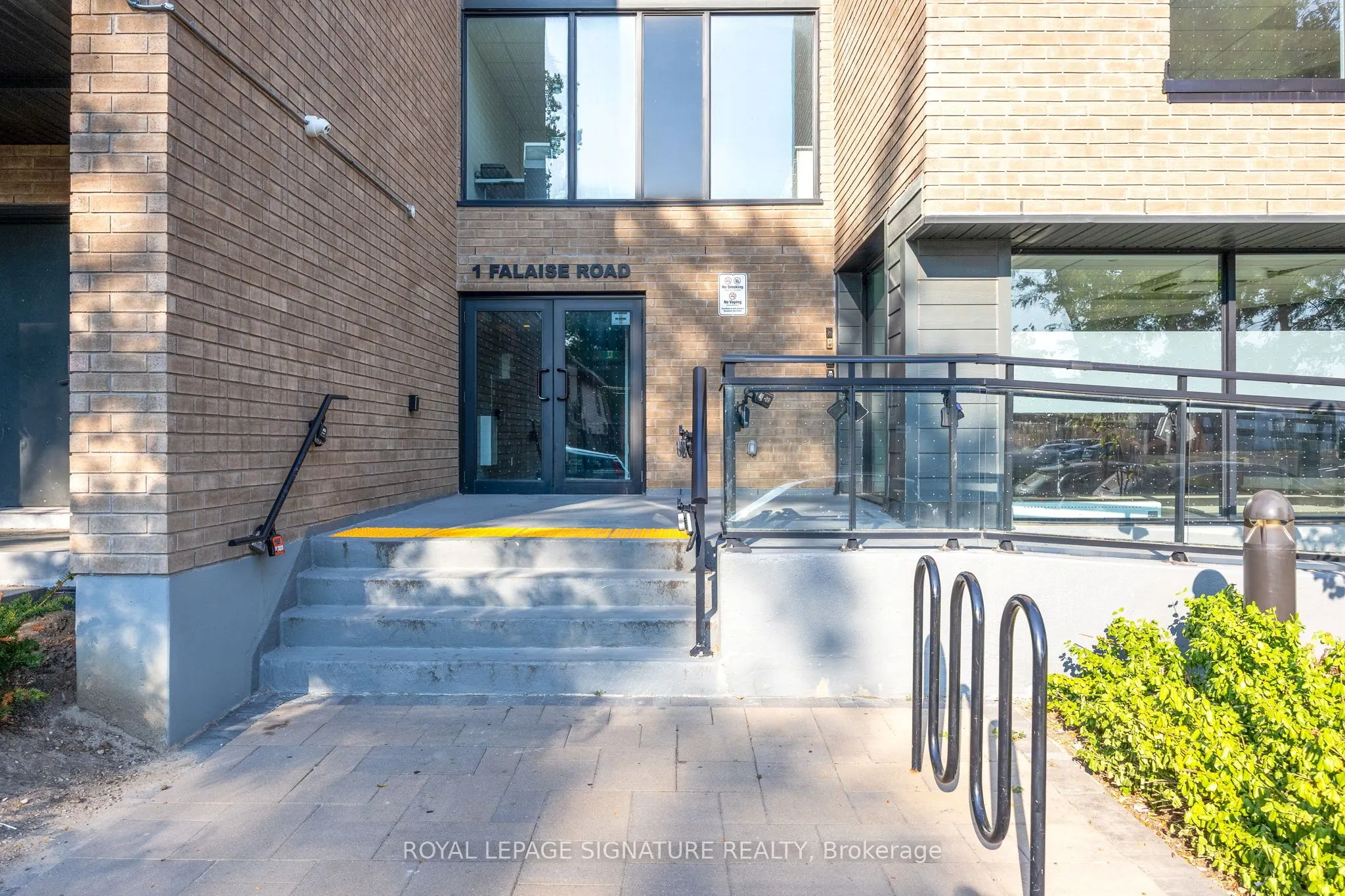 1 Falaise Road, #214
