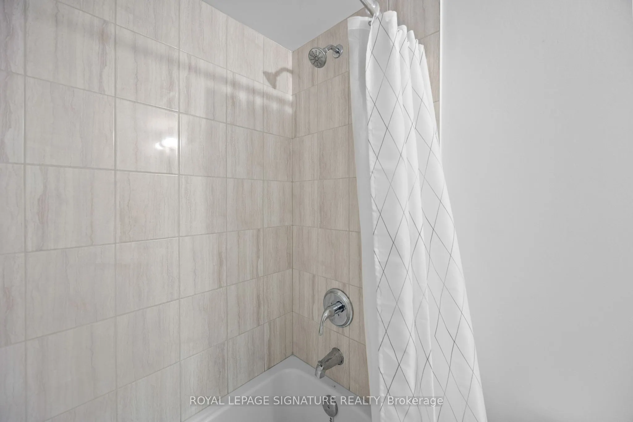 1 Falaise Road, #214