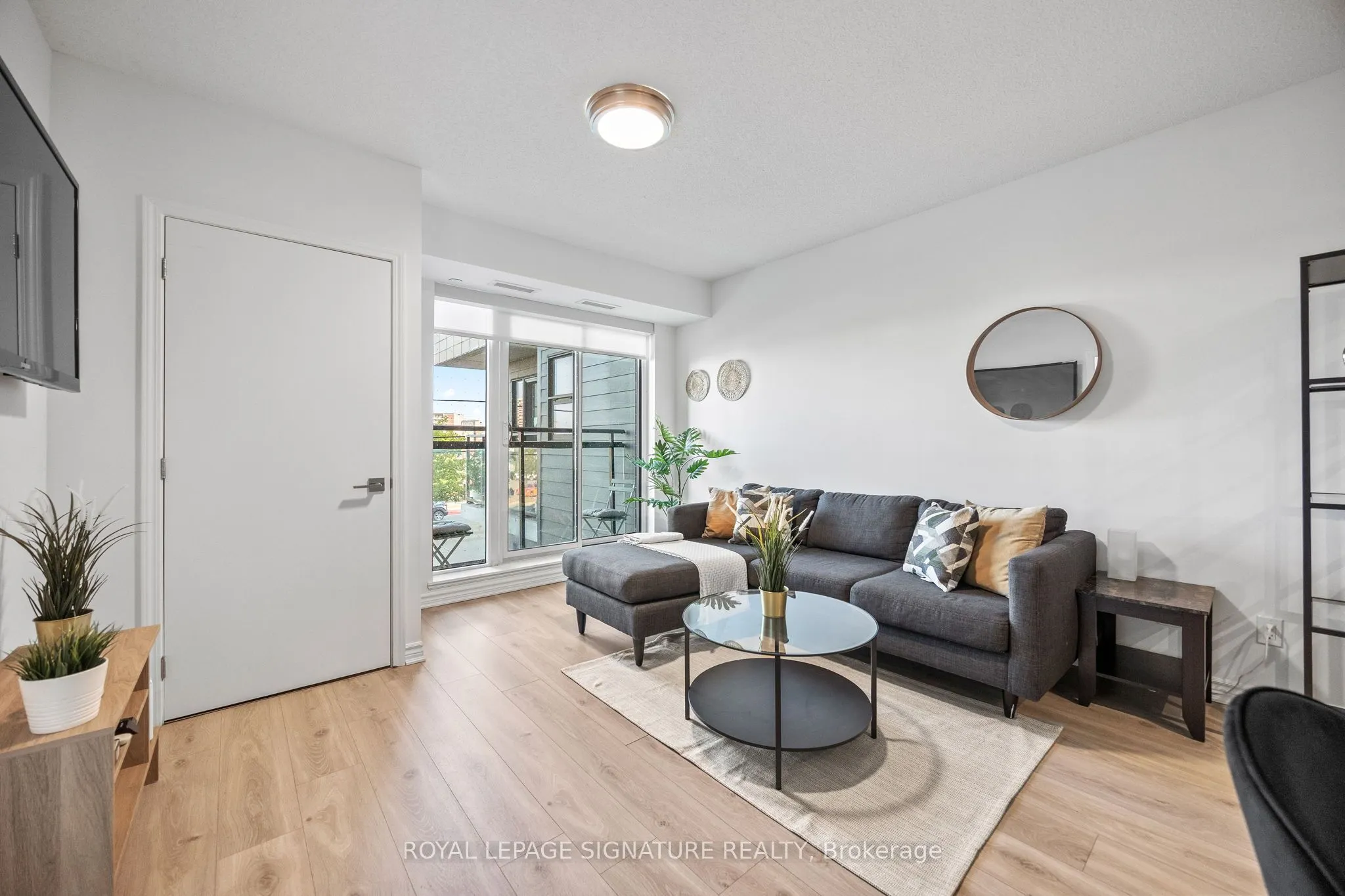 1 Falaise Road, #214