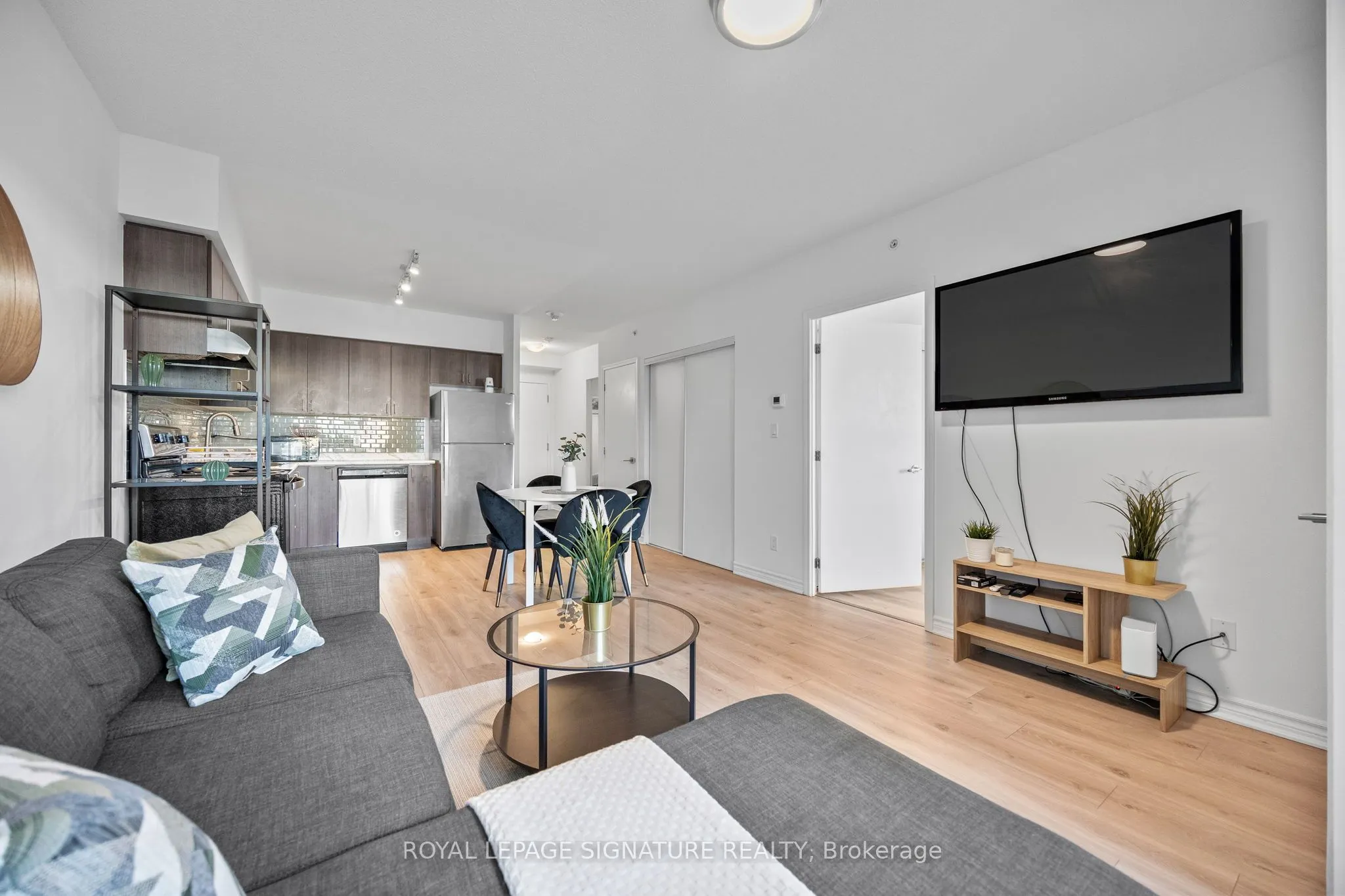 1 Falaise Road, #214
