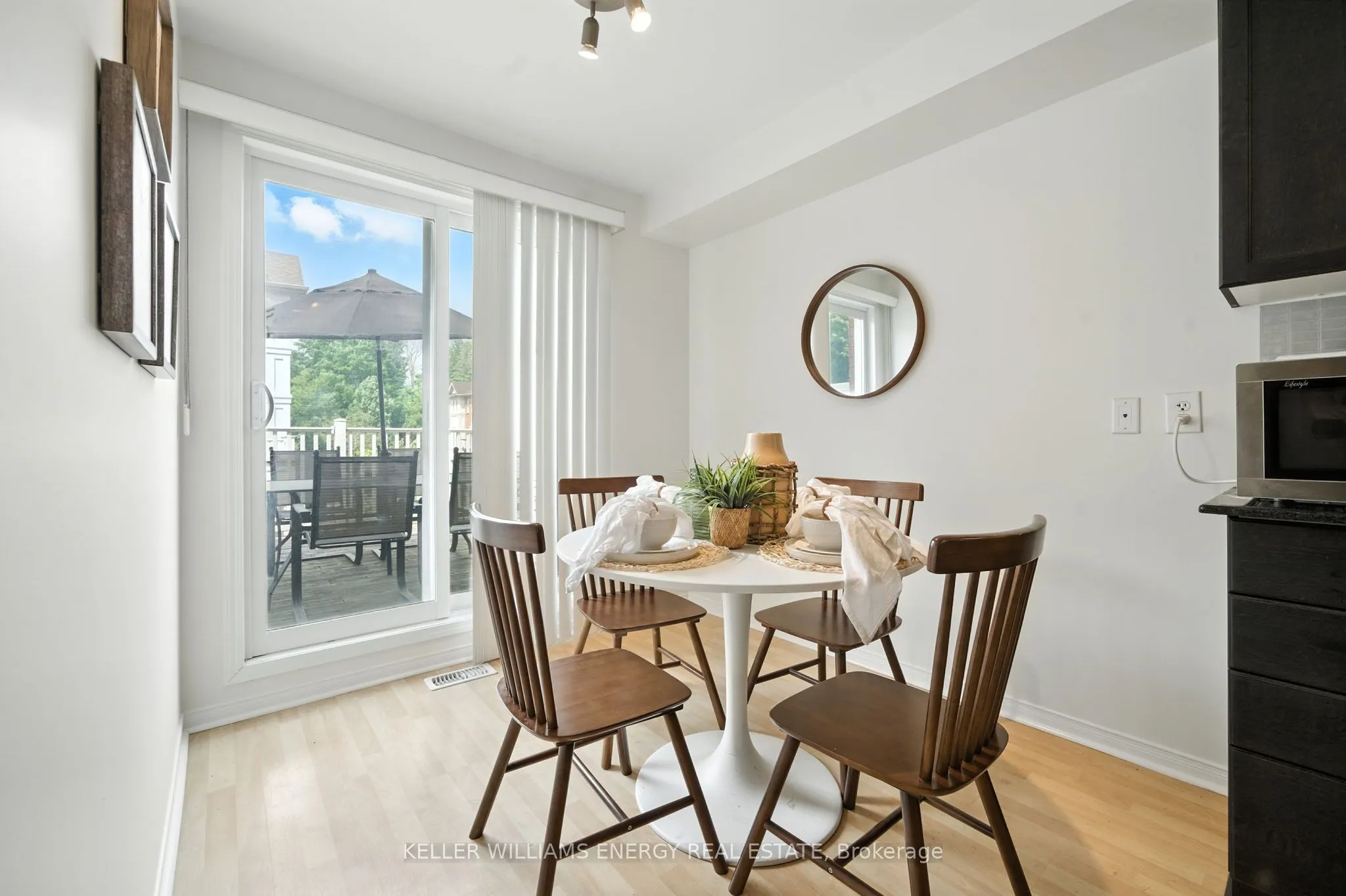 1790 Finch Avenue, #15