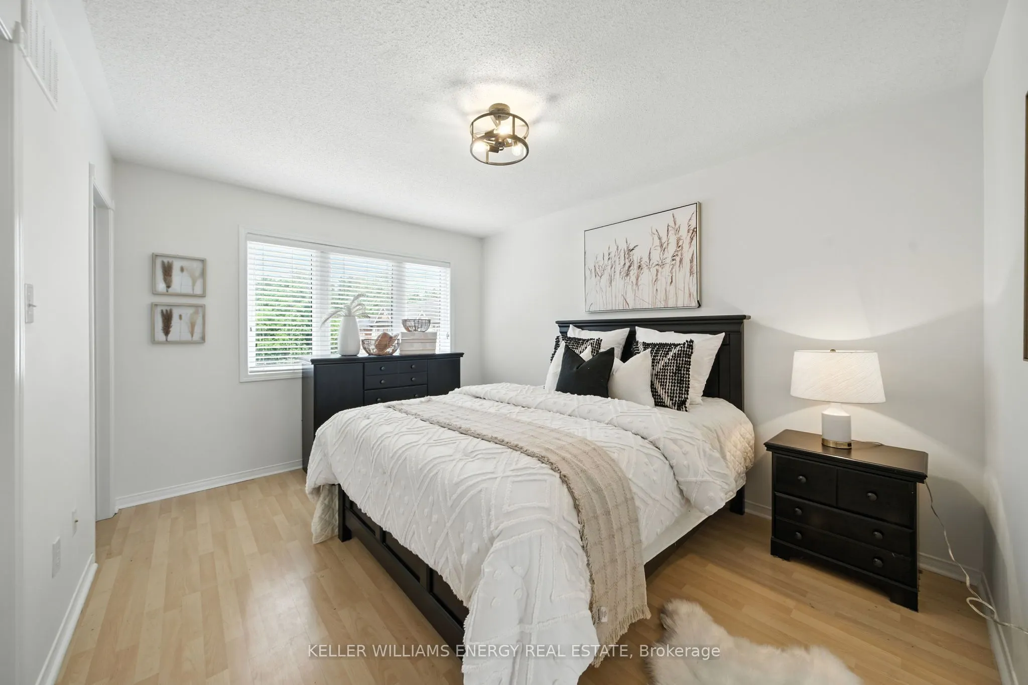 1790 Finch Avenue, #15