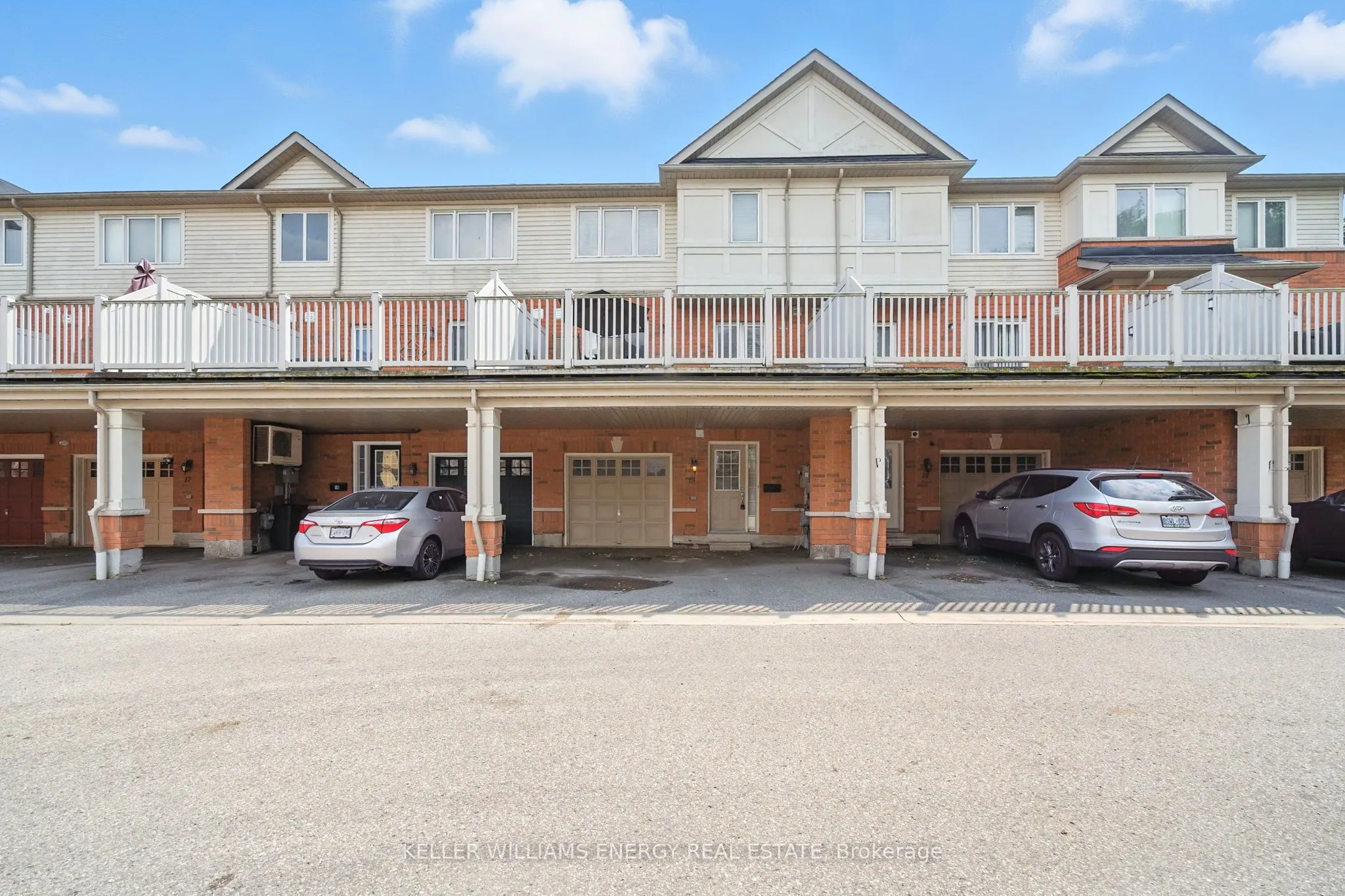 1790 Finch Avenue, #15