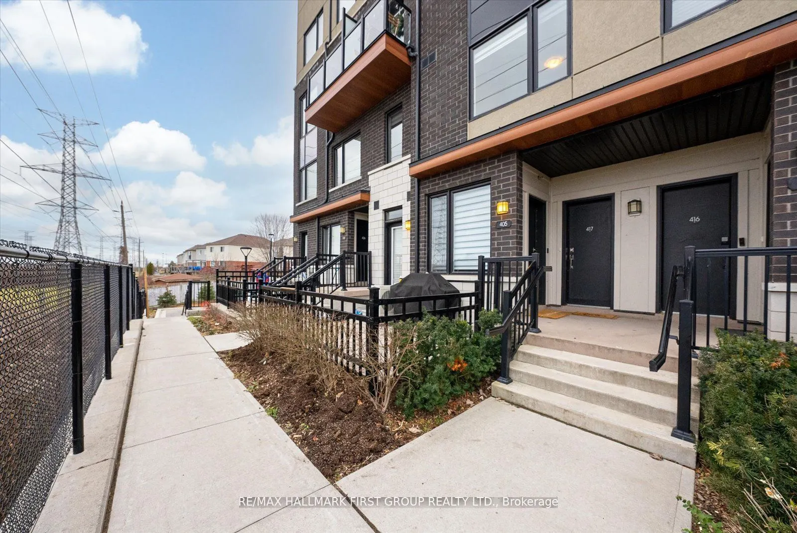 1555 Kingston Road, #405