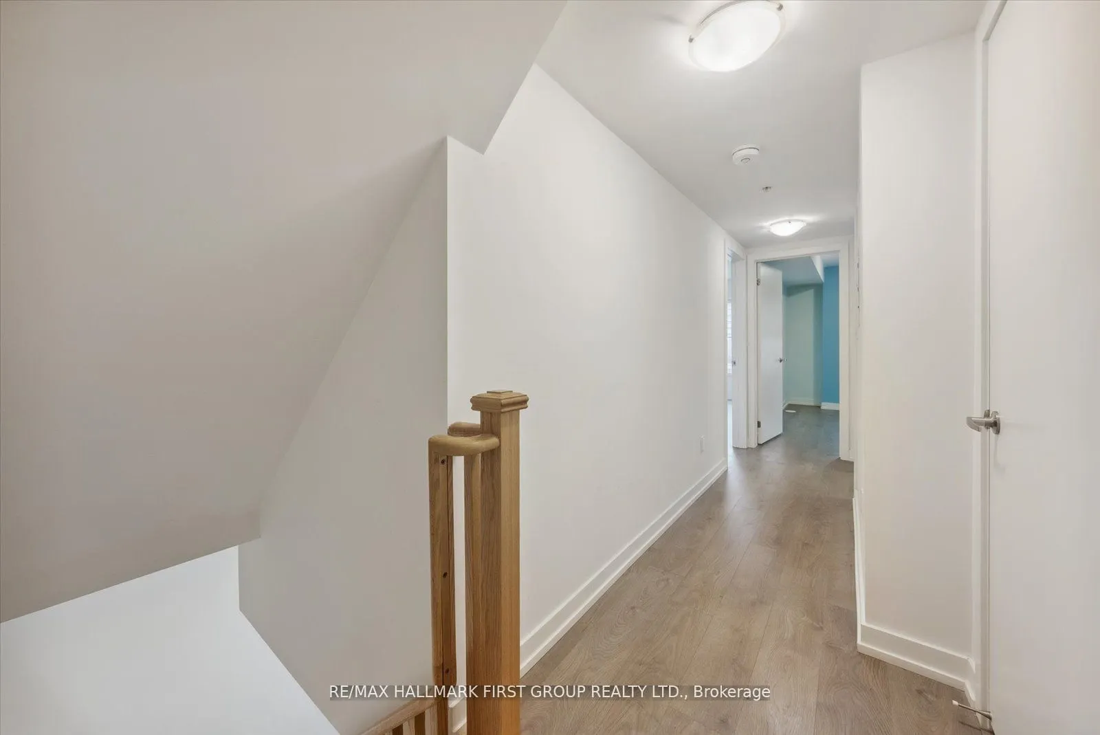 1555 Kingston Road, #405