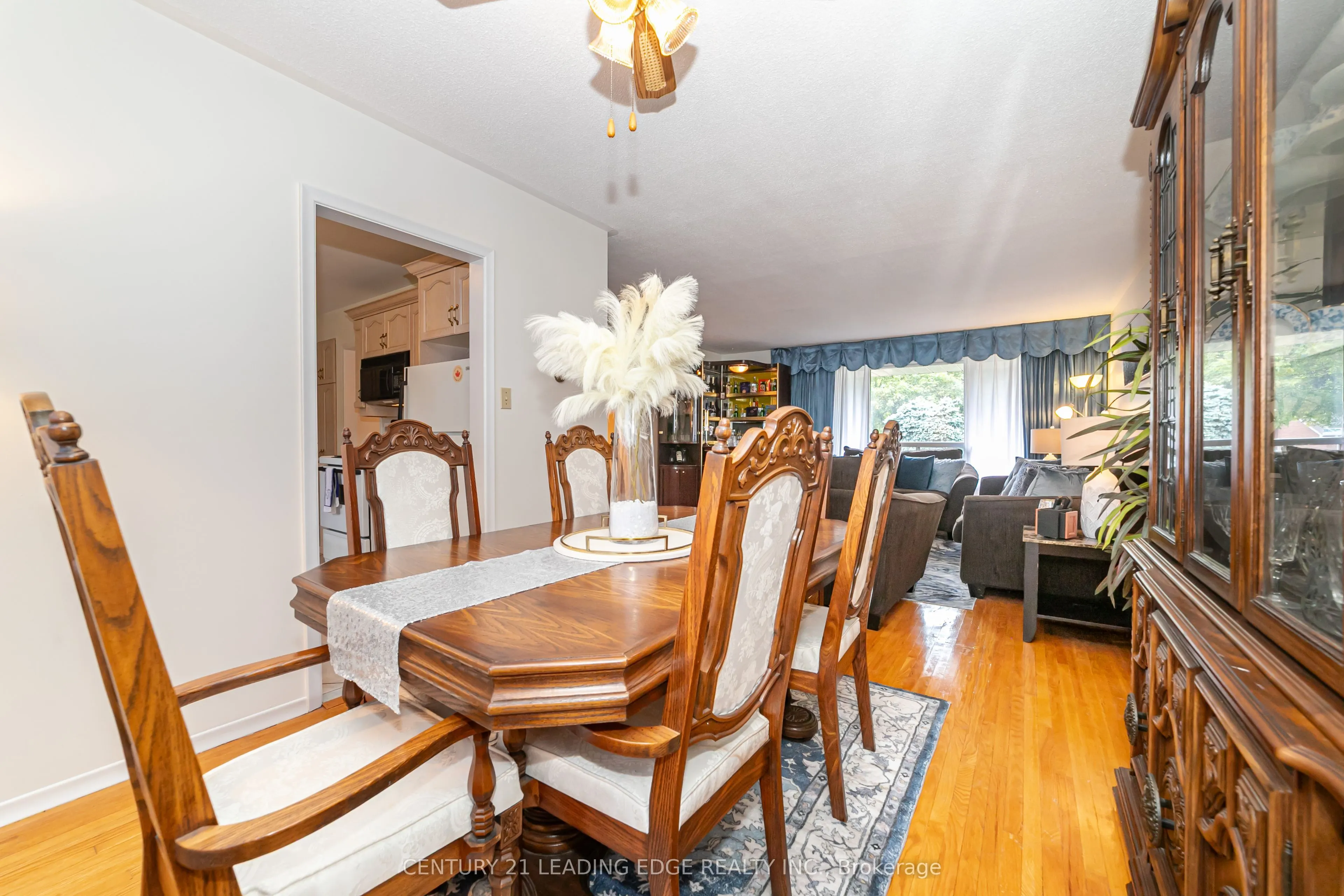 43 GLENDOWER Circuit
