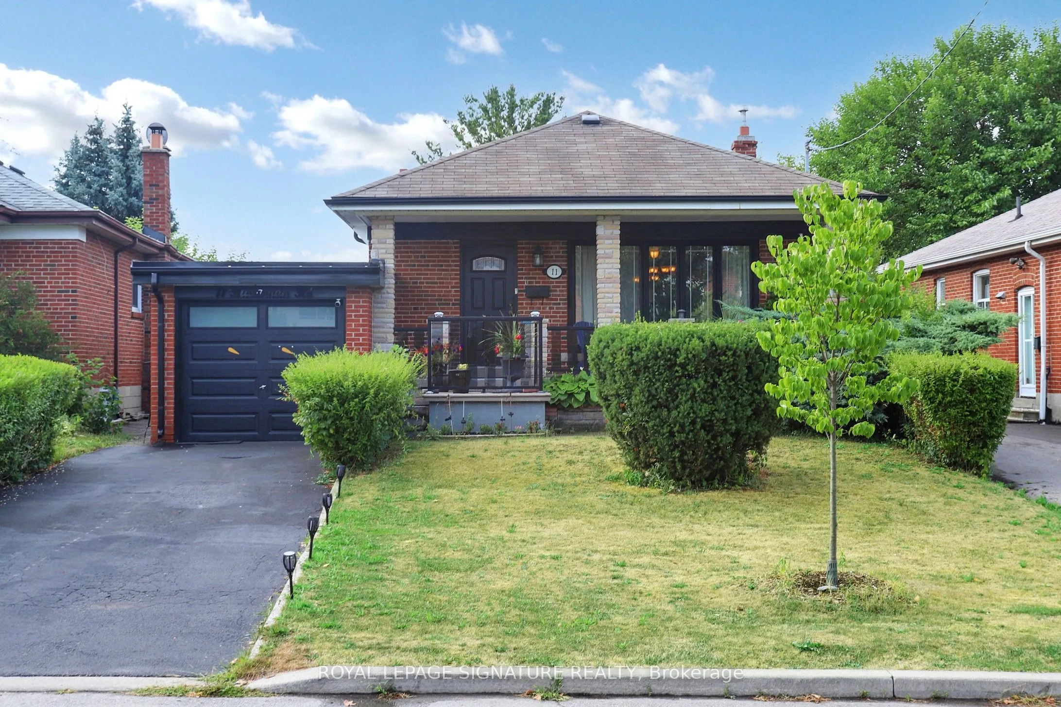 11 Bucannan Road