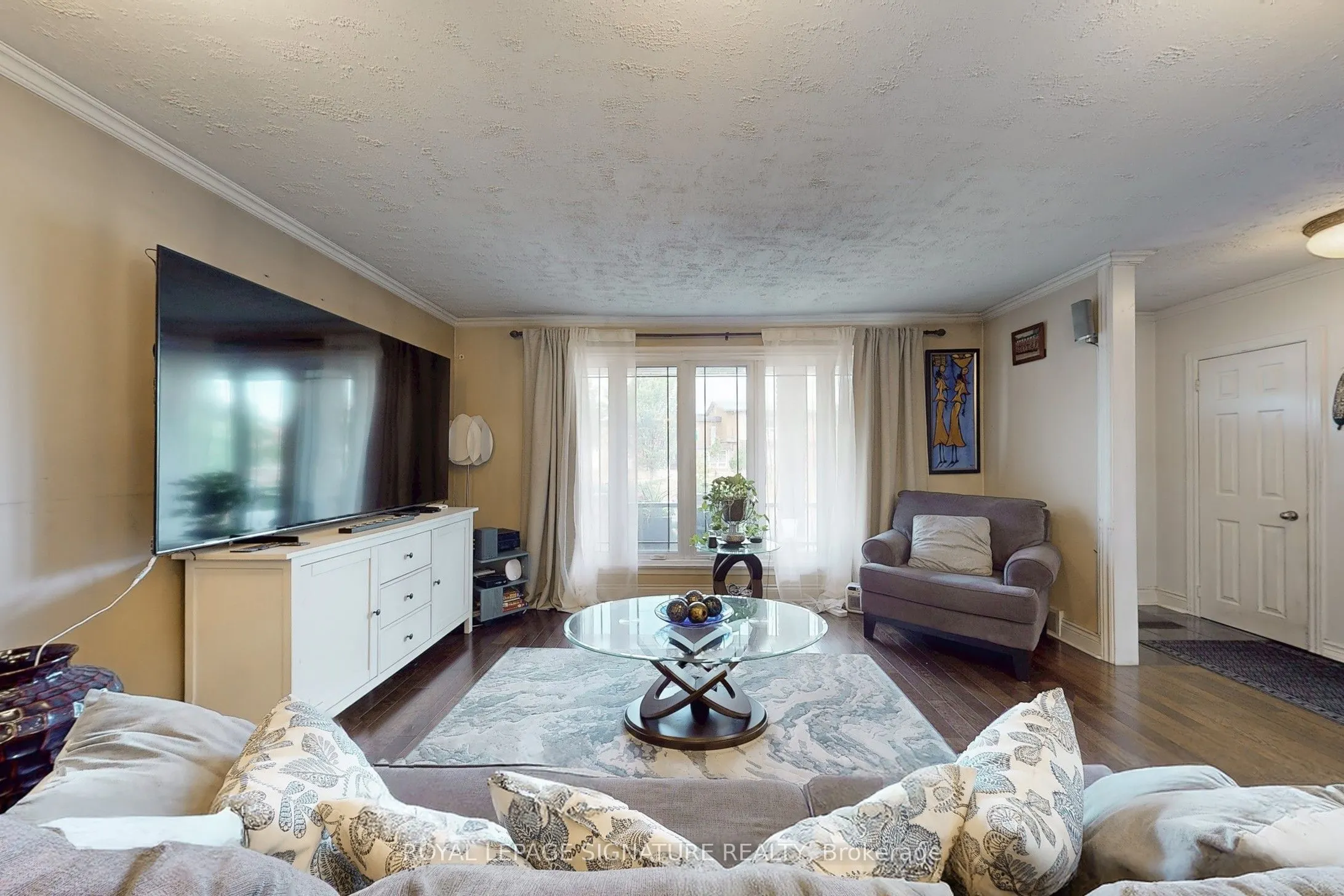 11 Bucannan Road