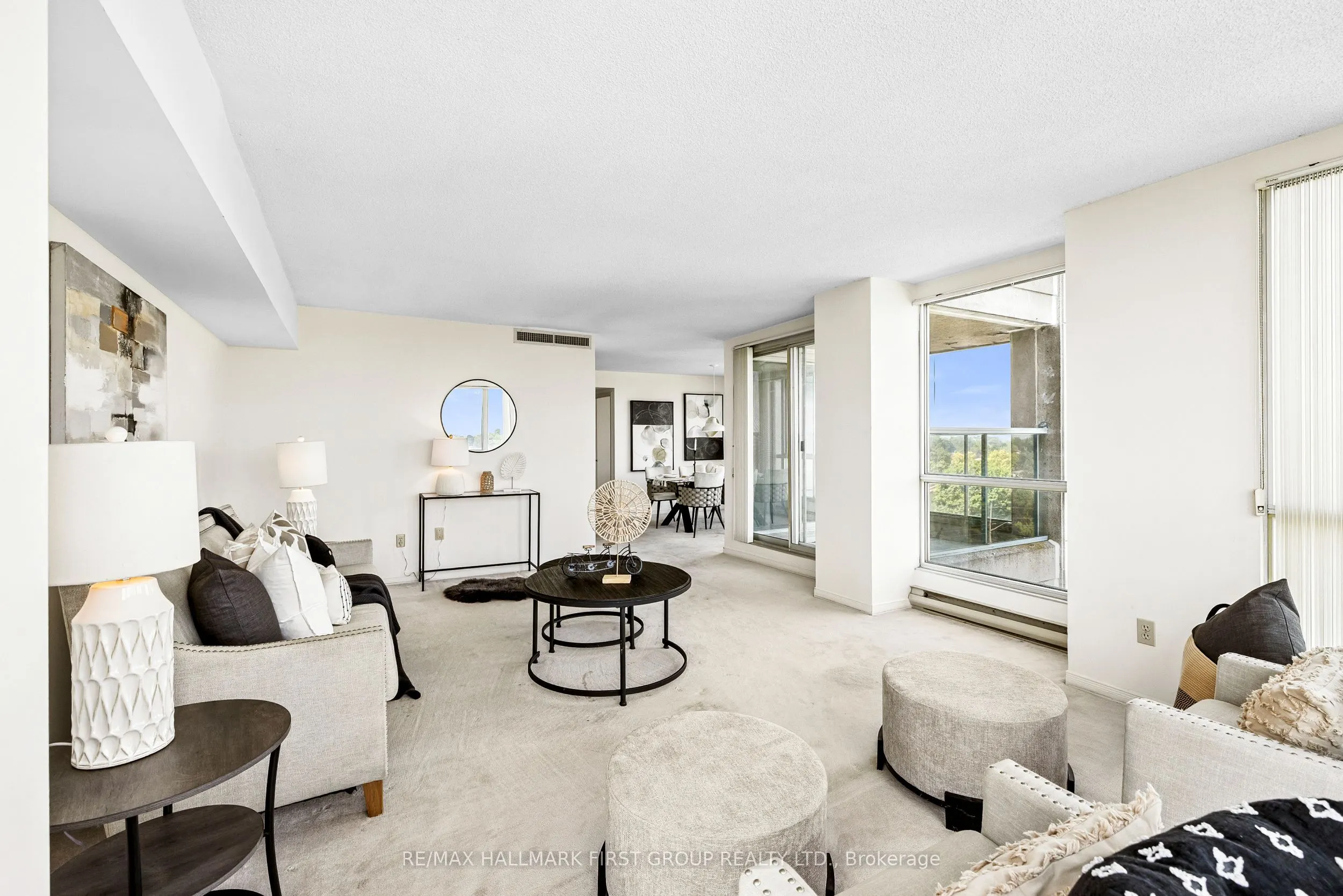 25 Cumberland Lane, #701