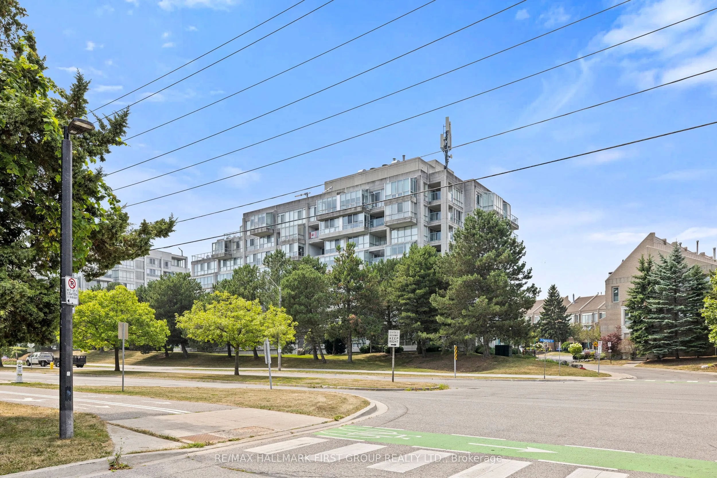 25 Cumberland Lane, #701