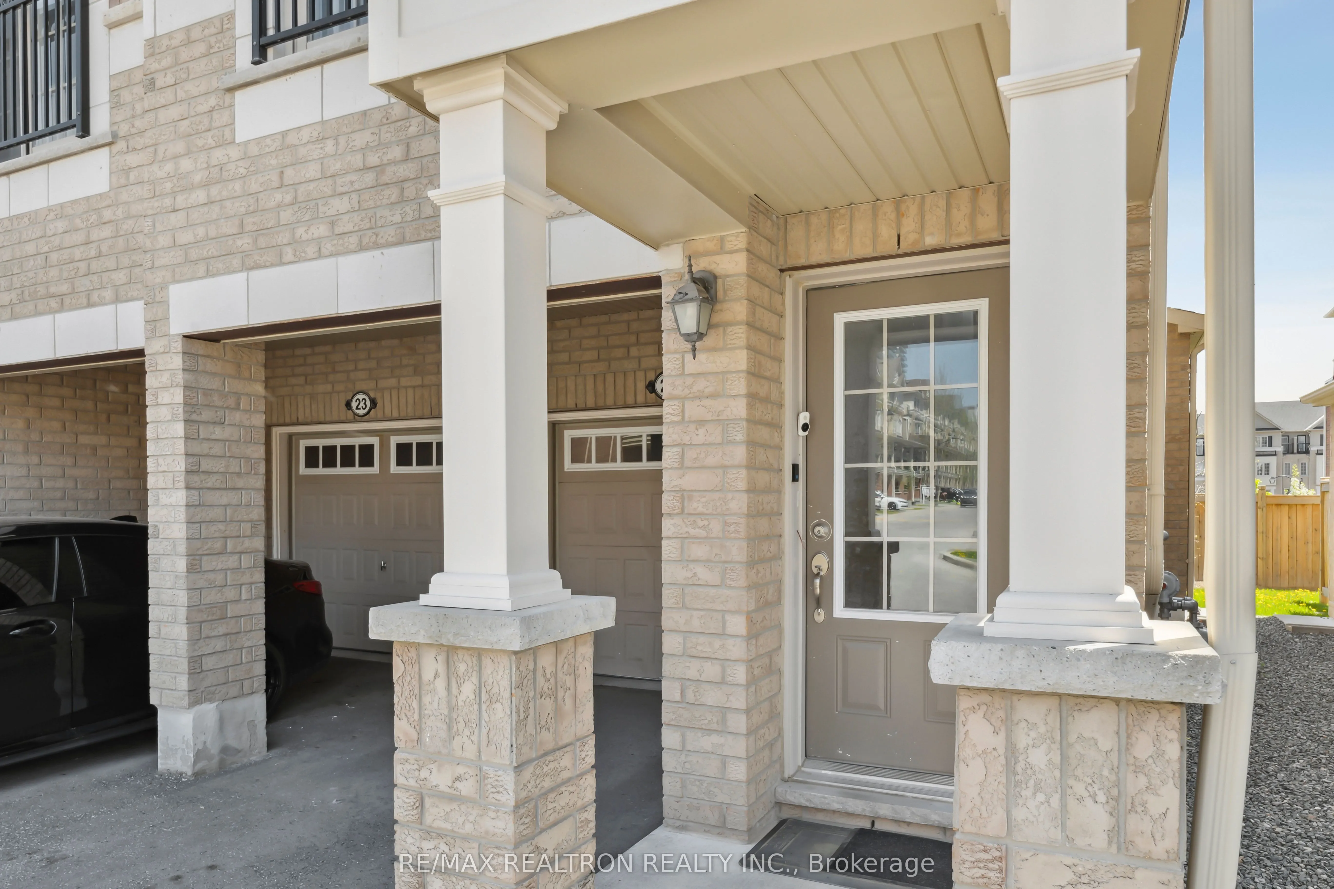 25 Christabelle Path, #369