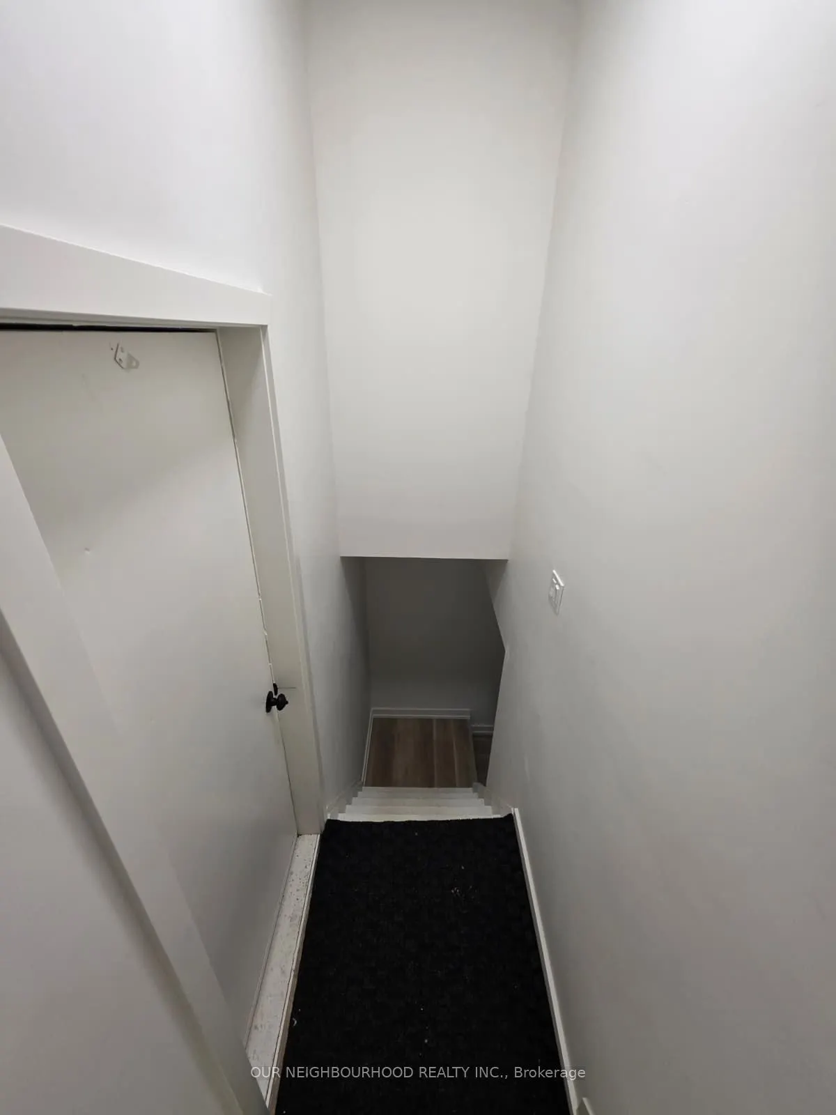 32 Marchington Circle, #Lower