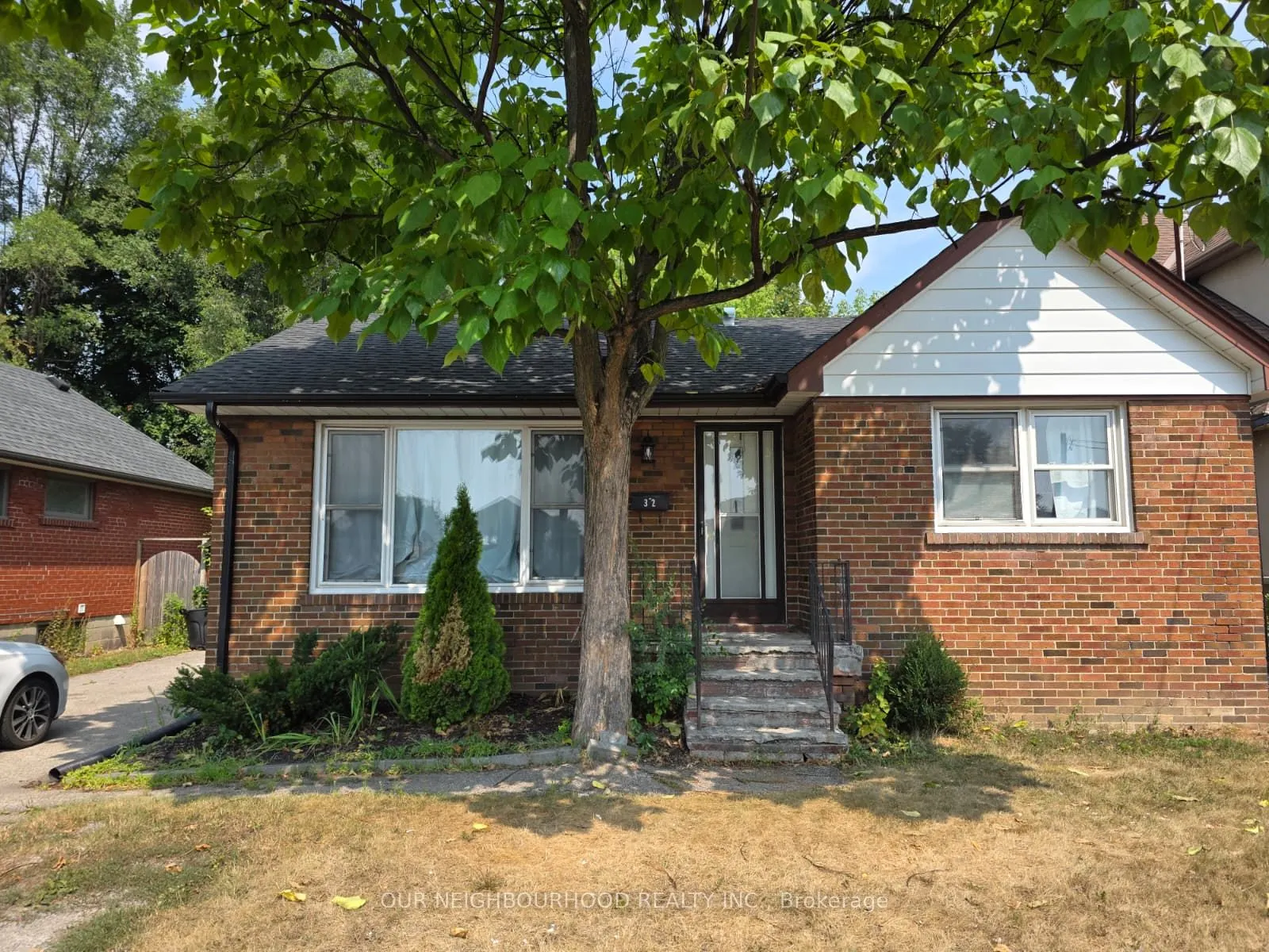 32 Marchington Circle, #Lower