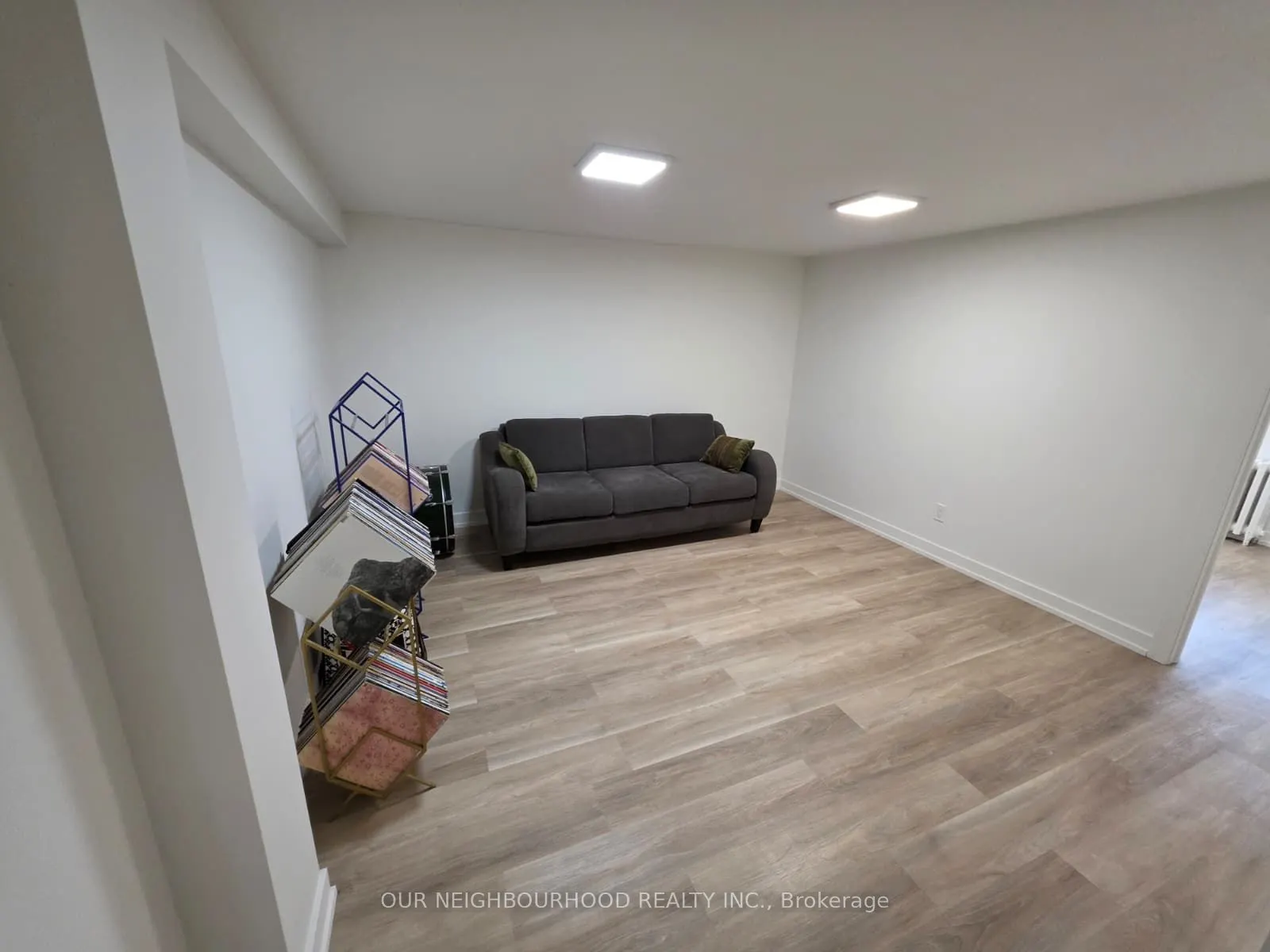32 Marchington Circle, #Lower
