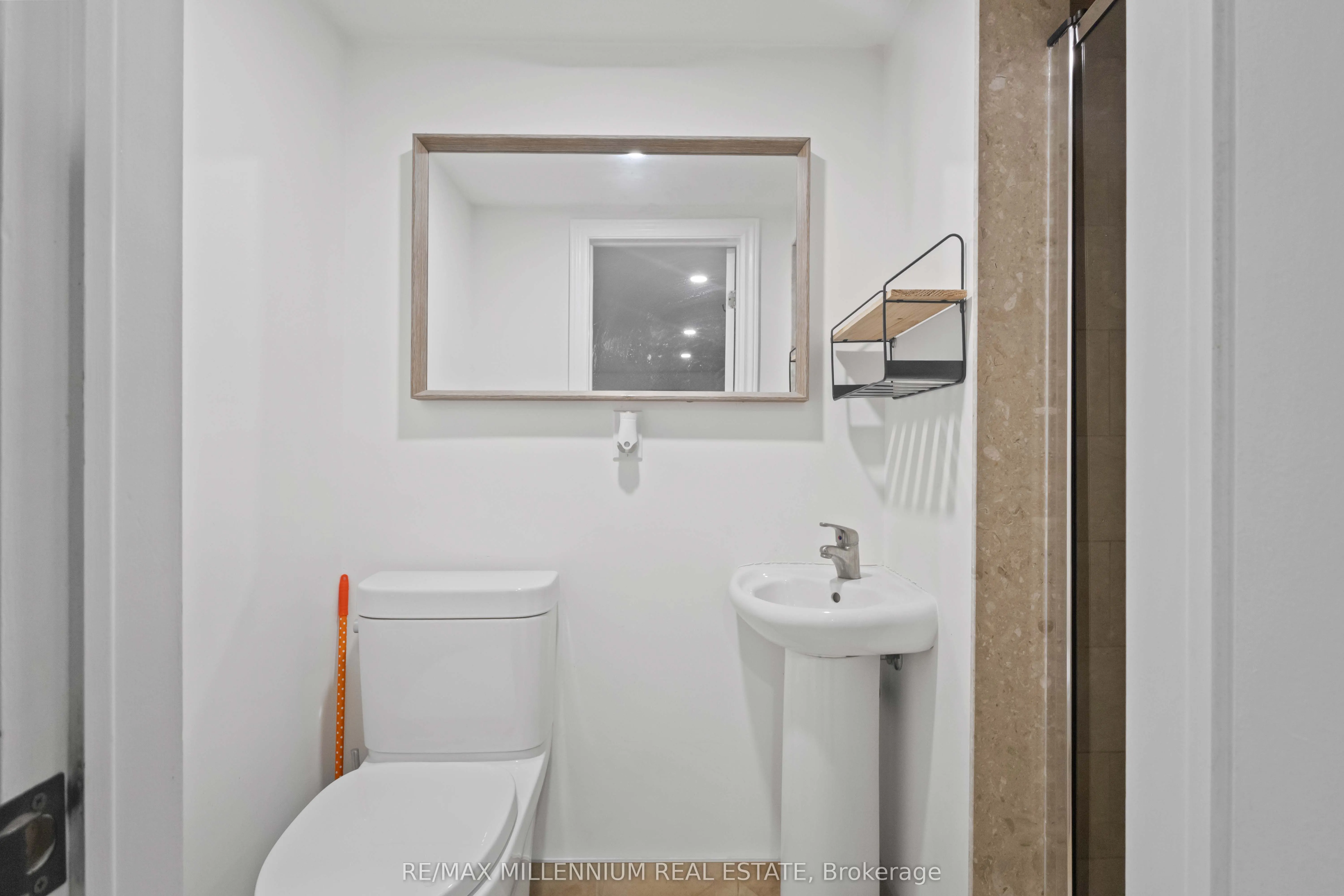 1350 Tatra Drive