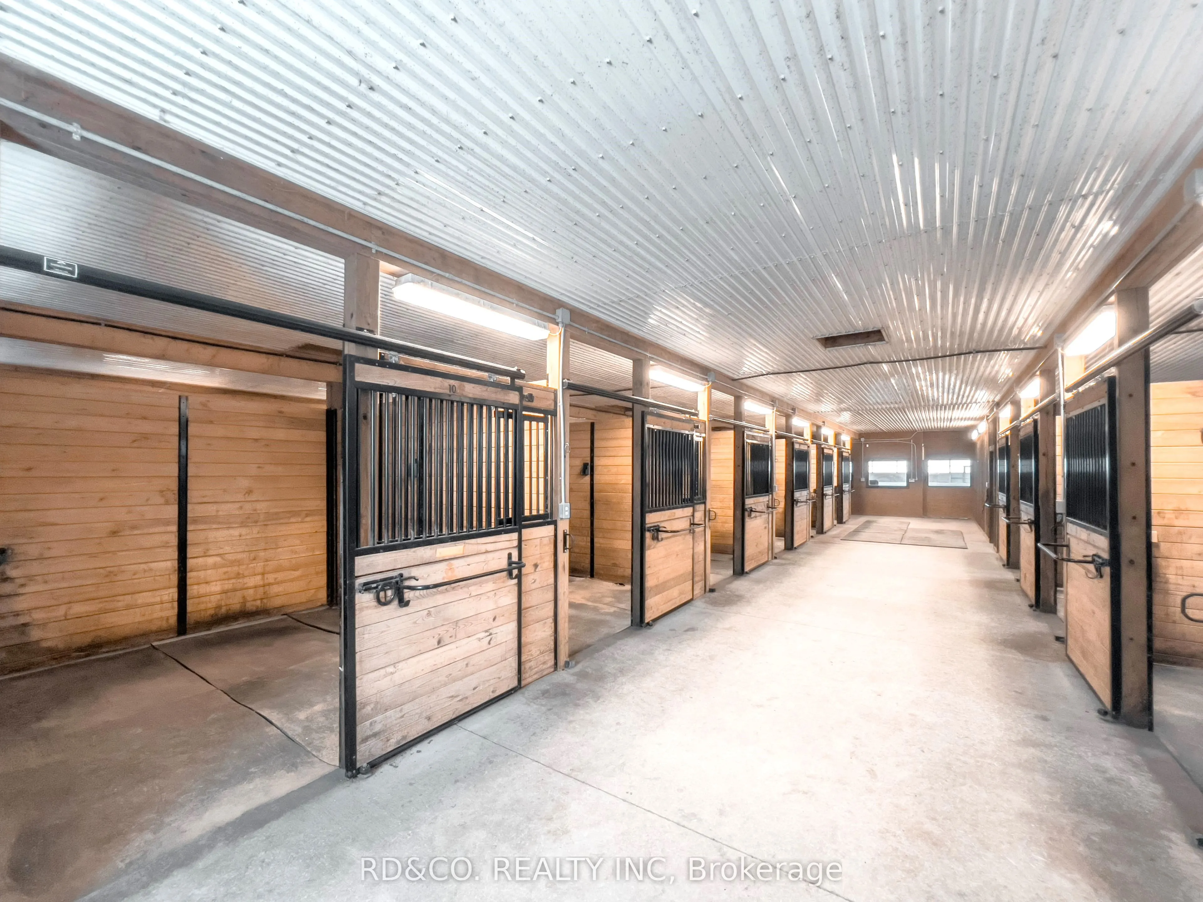 9752 Enfield Road, #Arena