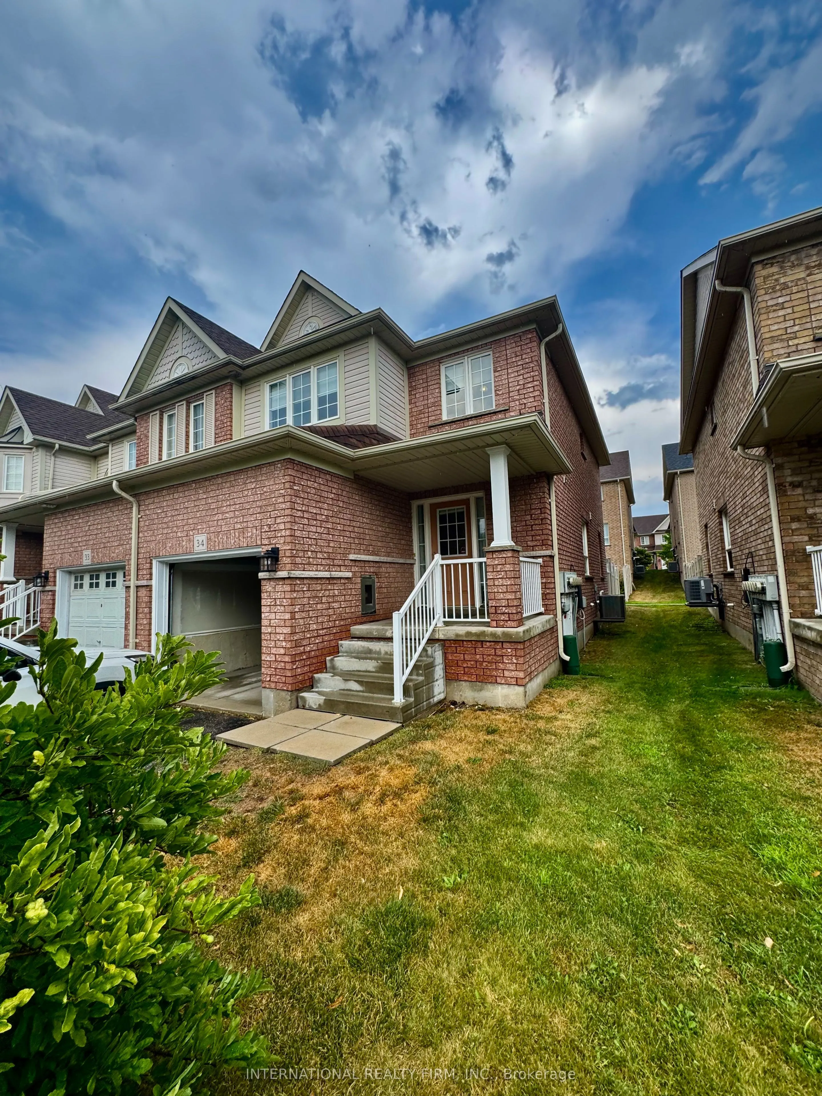 1087 Ormond Drive, #34
