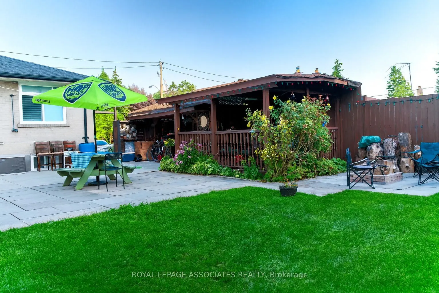 24 Hurley Crescent