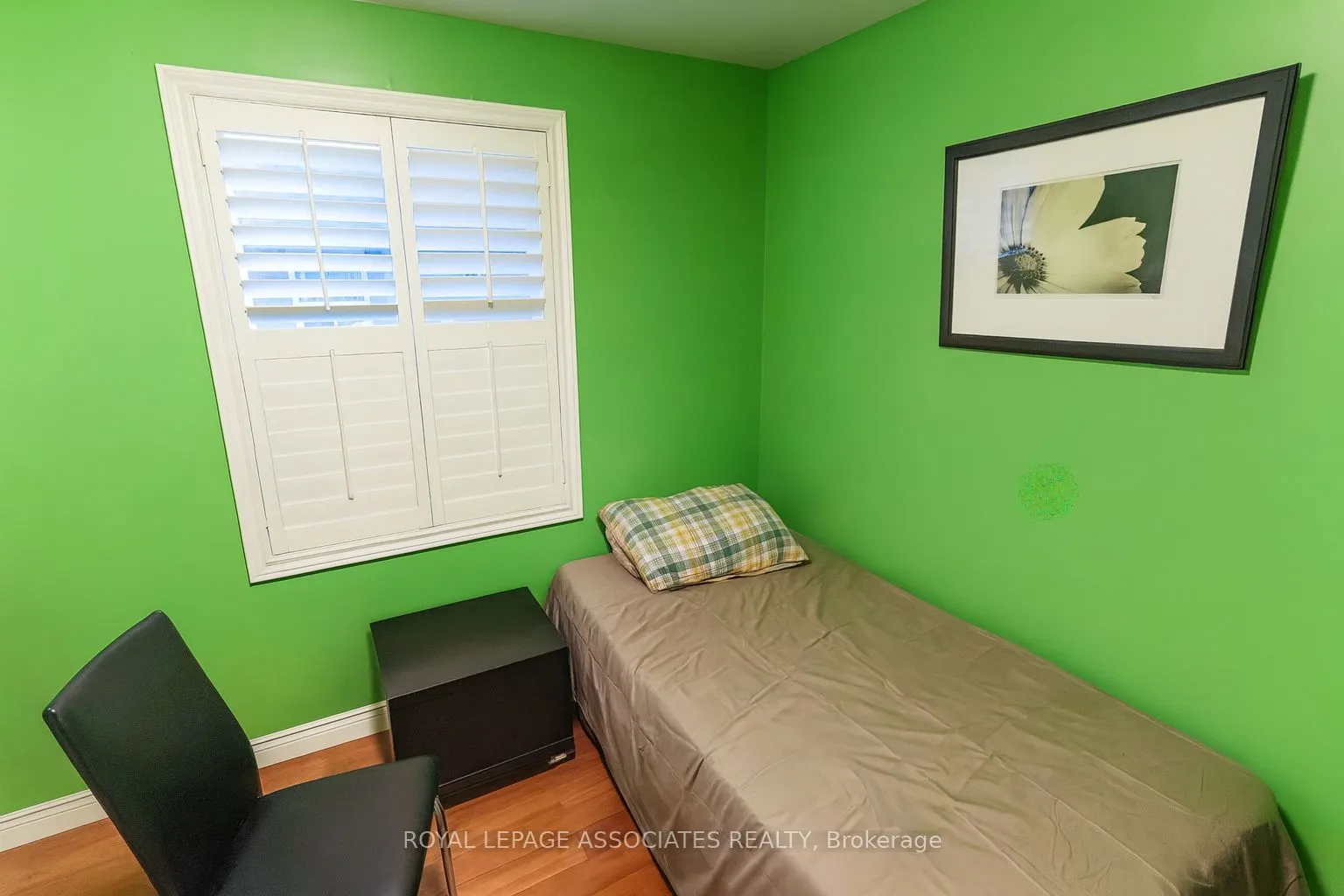 24 Hurley Crescent