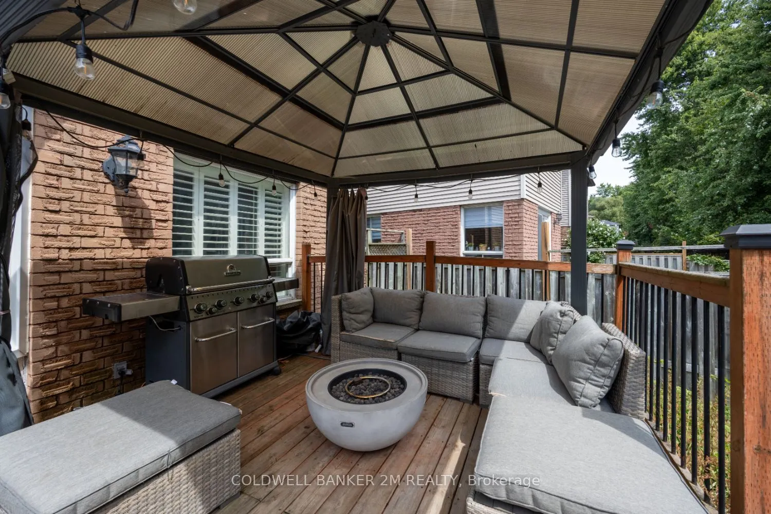11 Parklawn Drive