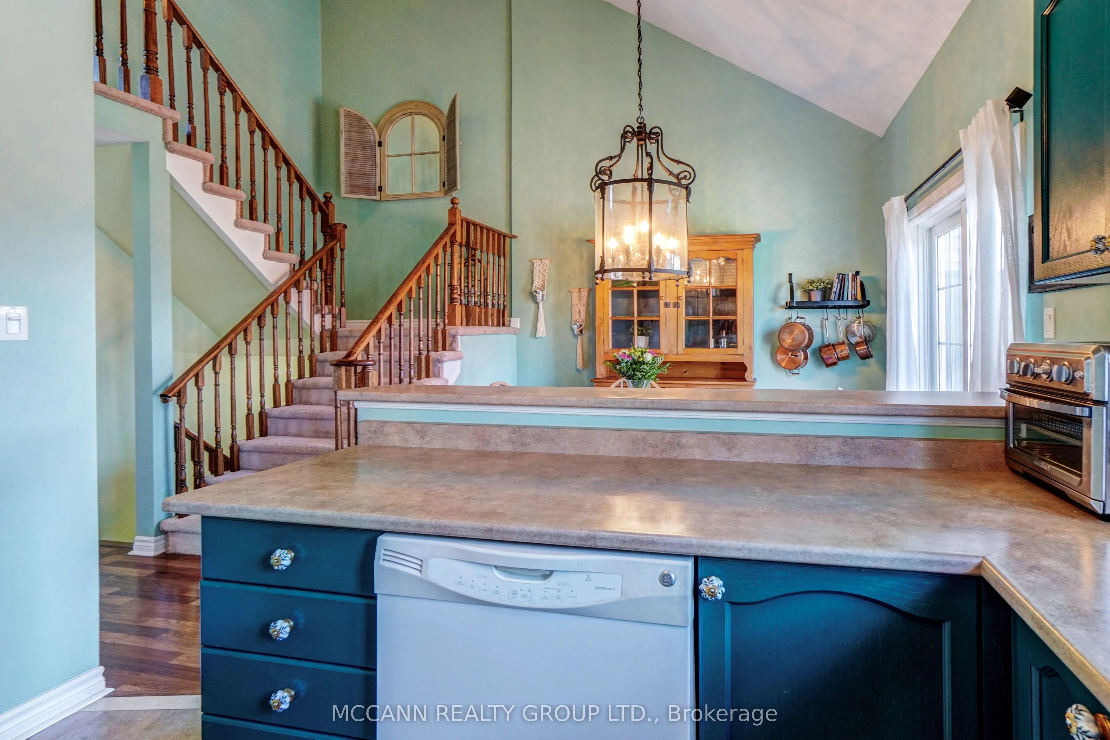 28 Wicker Park Way