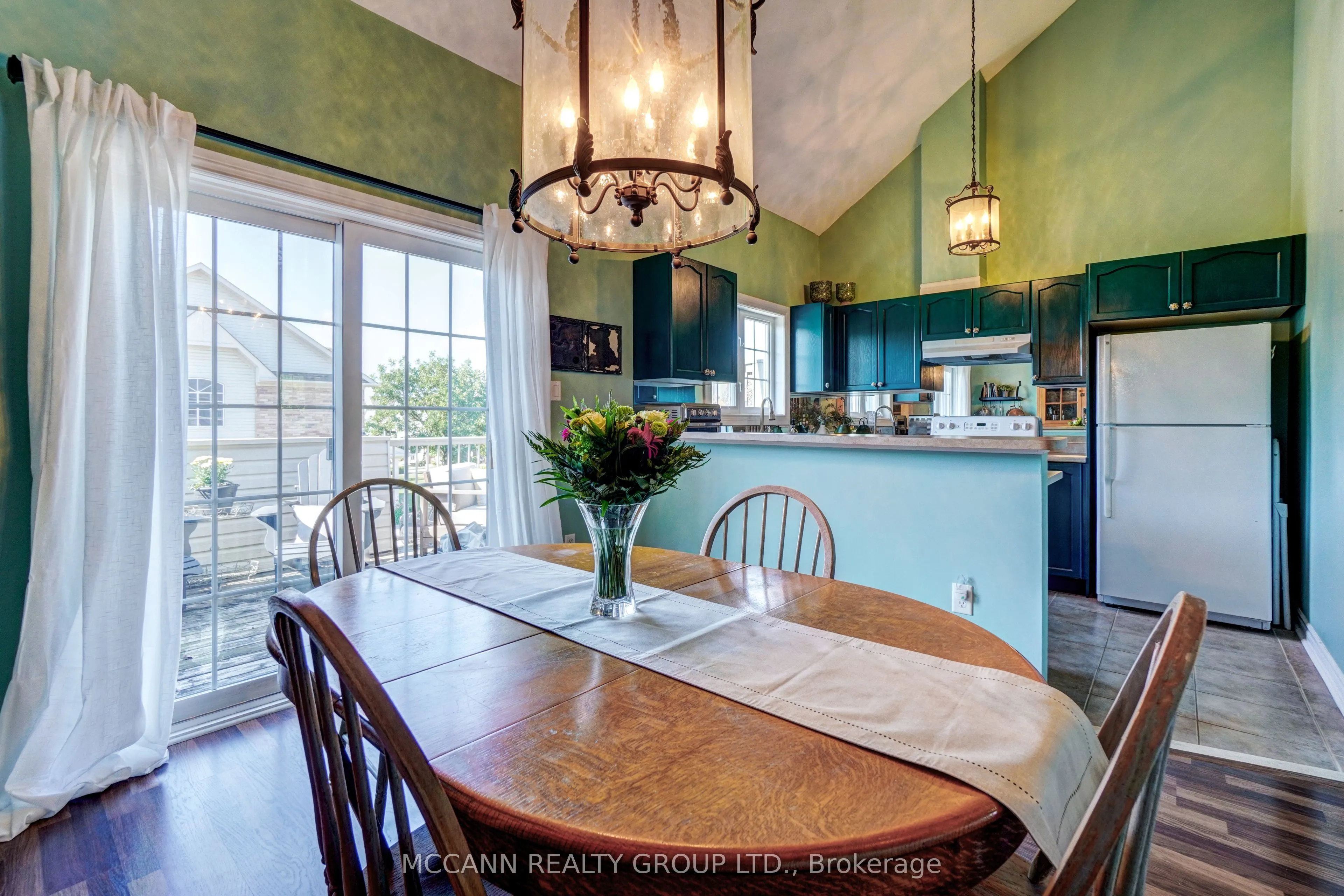 28 Wicker Park Way