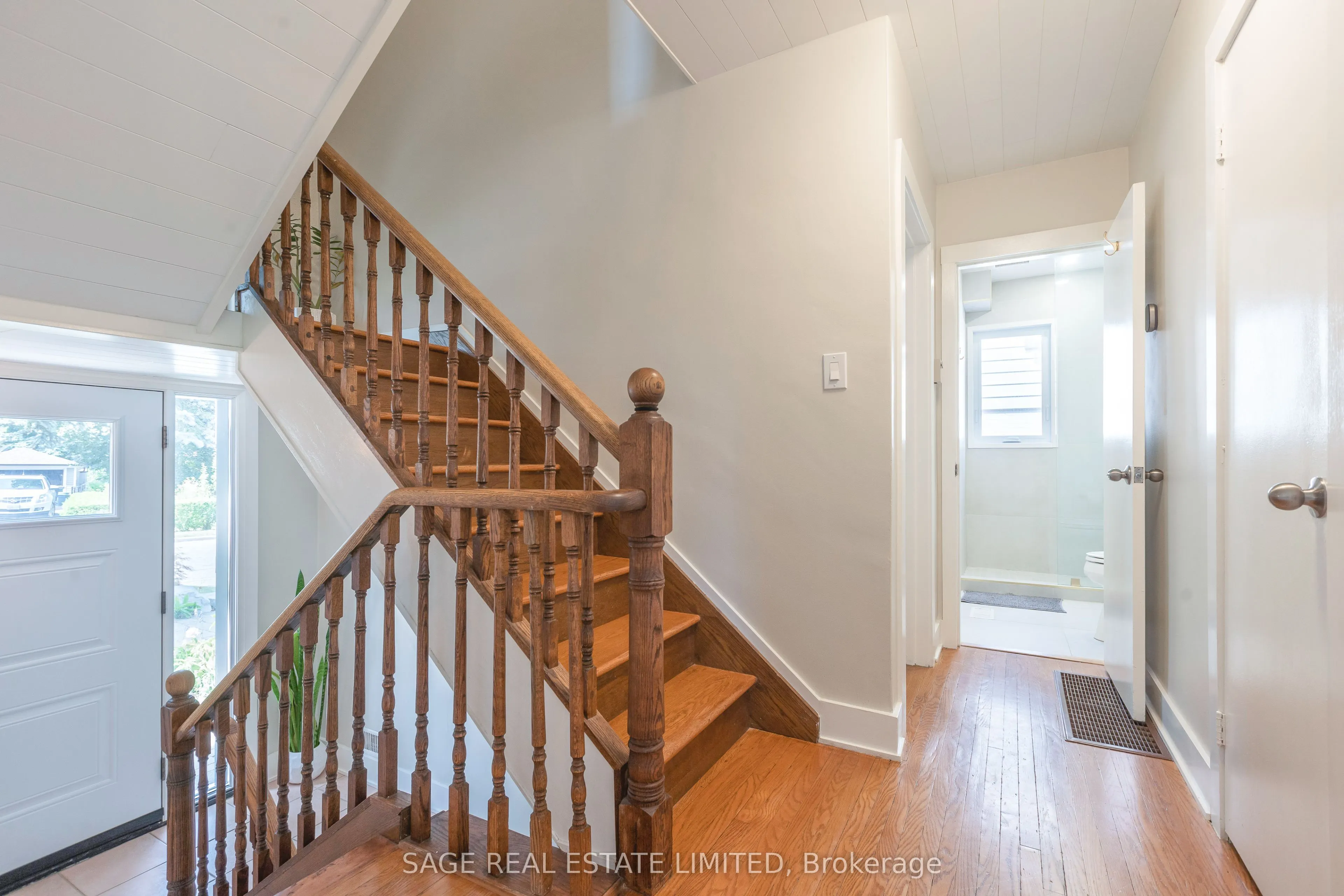 19 Twin Pauls Crescent