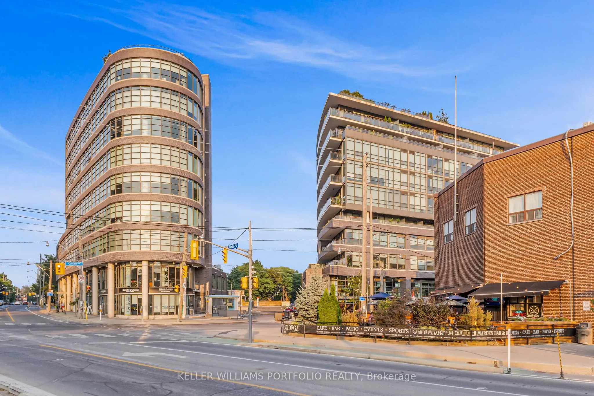 1201 Dundas Street E, #706