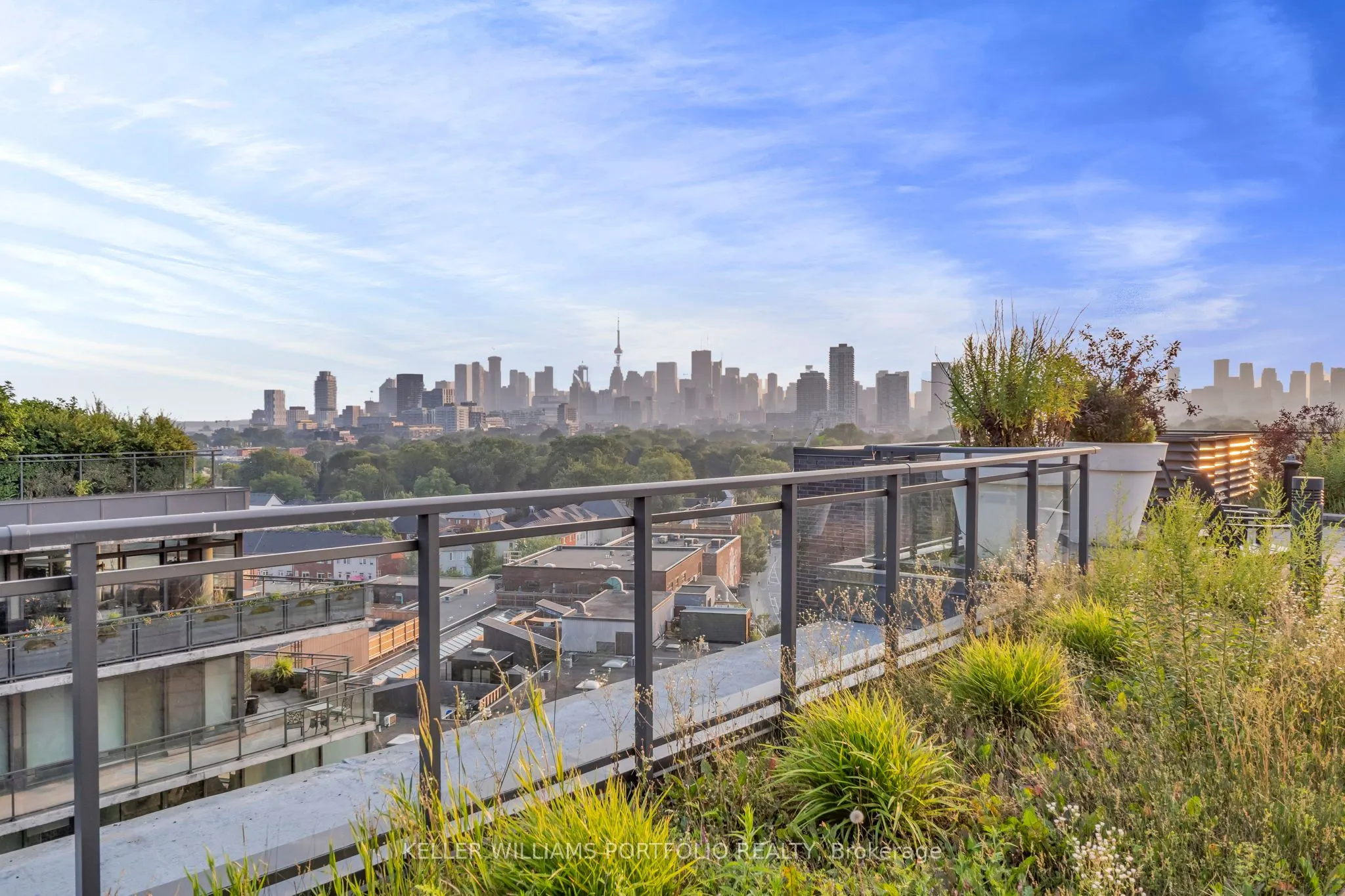 1201 Dundas Street E, #706