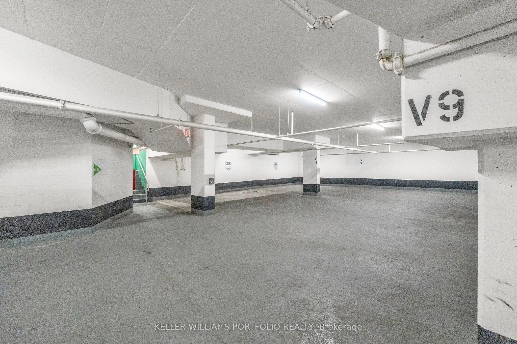 1201 Dundas Street E, #706