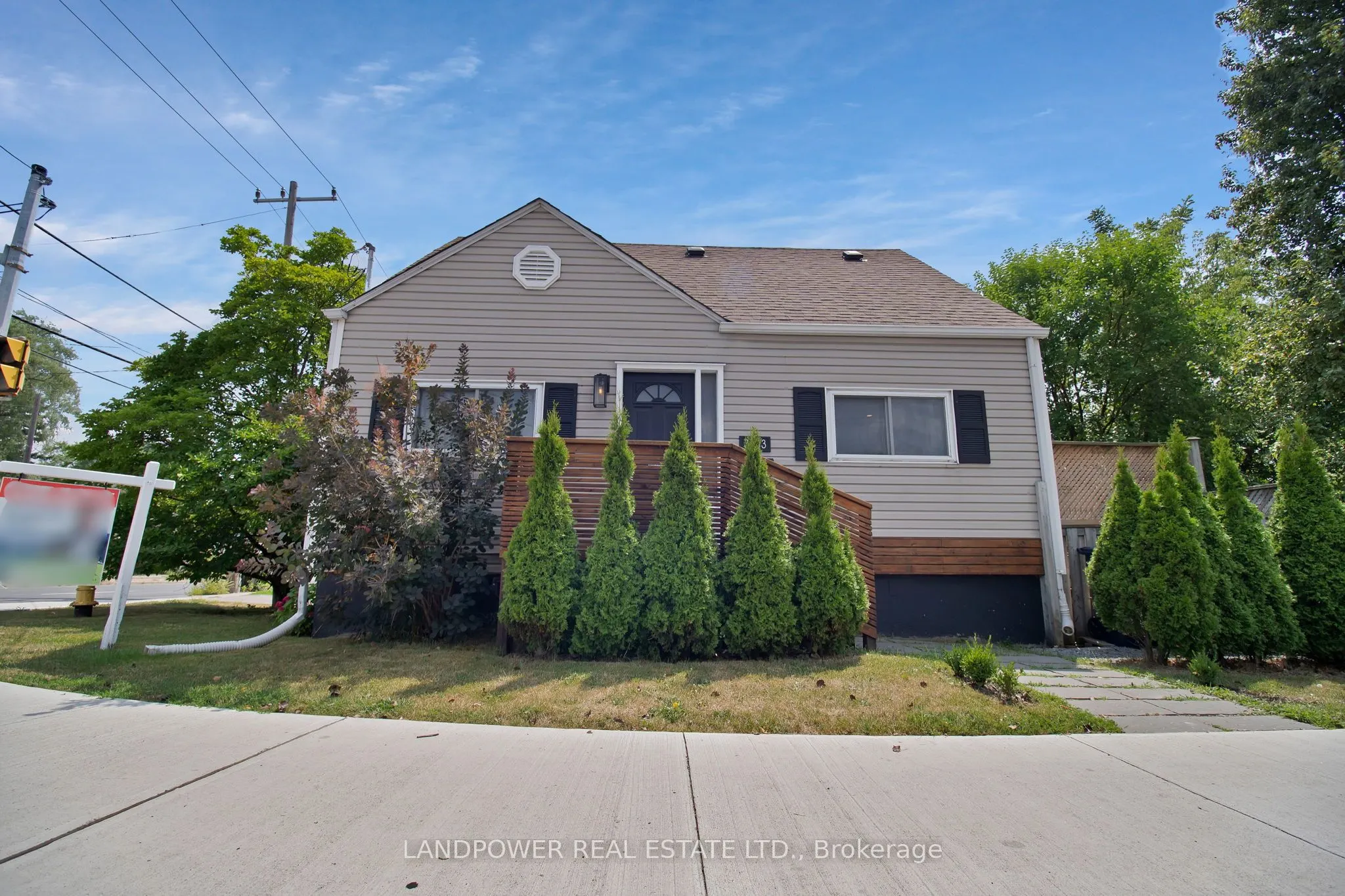 3133 St. Clair Avenue E