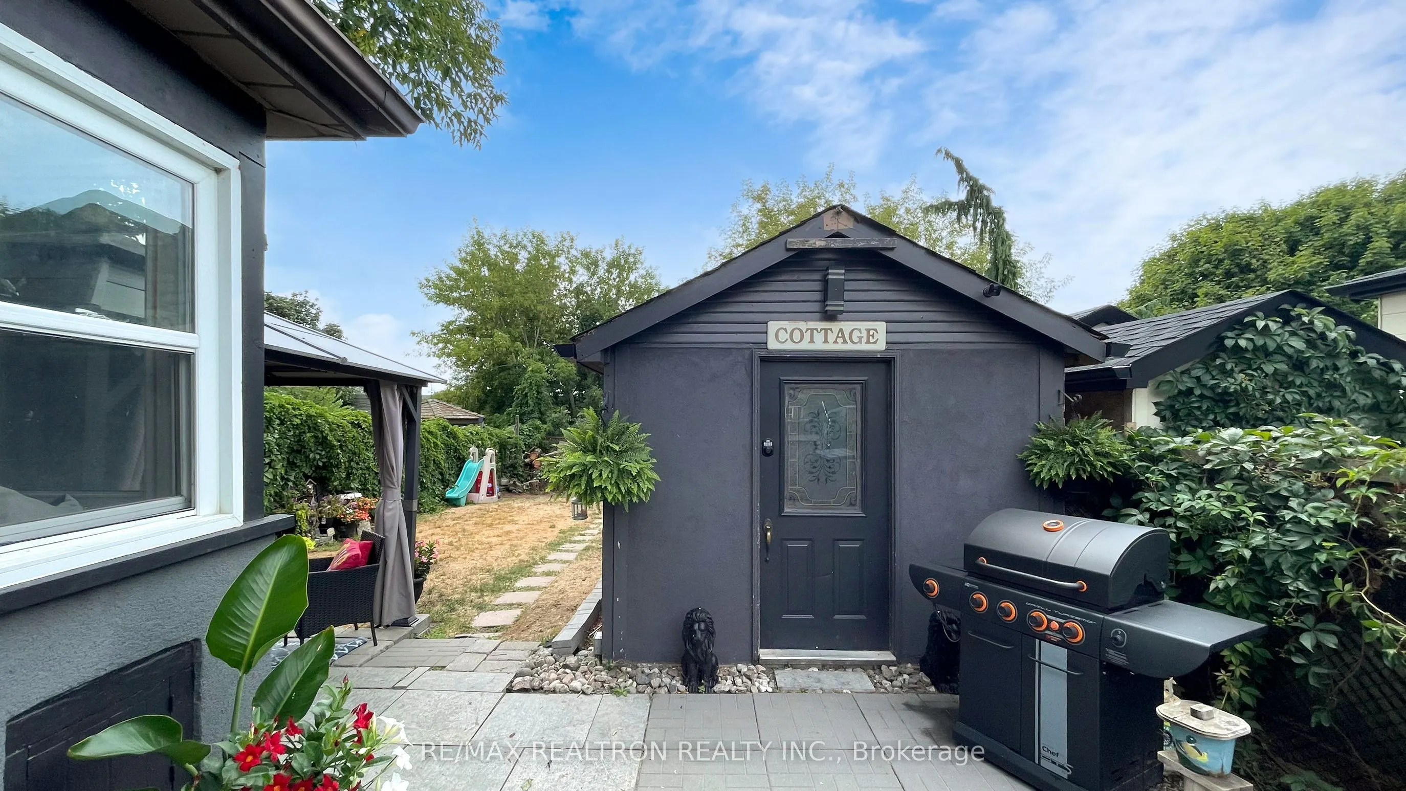 283 College Avenue