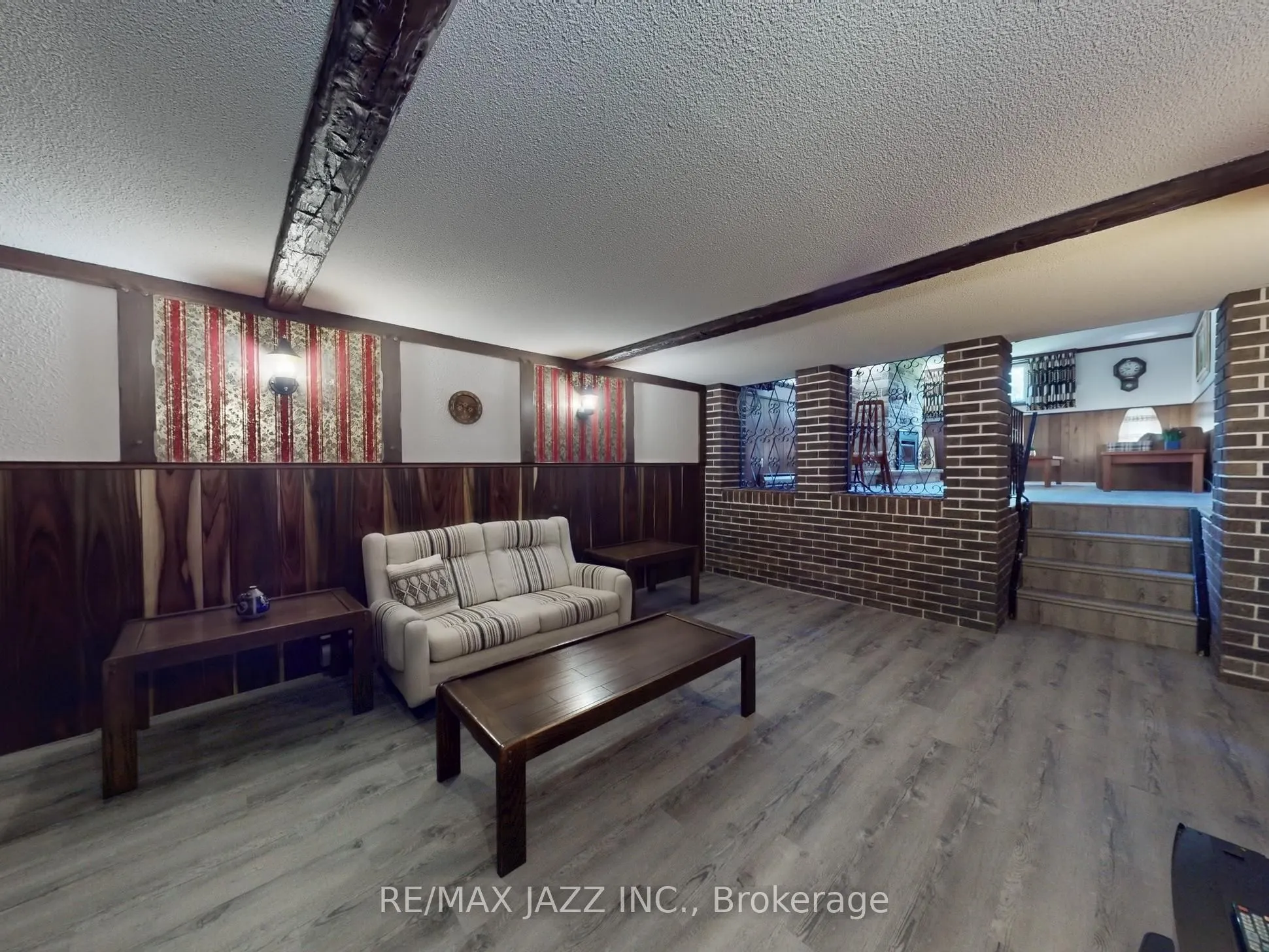 341 Elizabeth Street